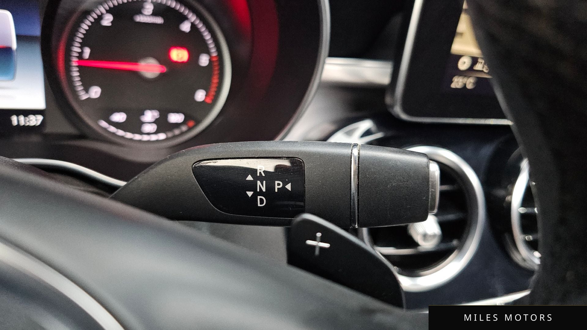 Mercedes-Benz C-Class W205 2018 — миниатюра 12