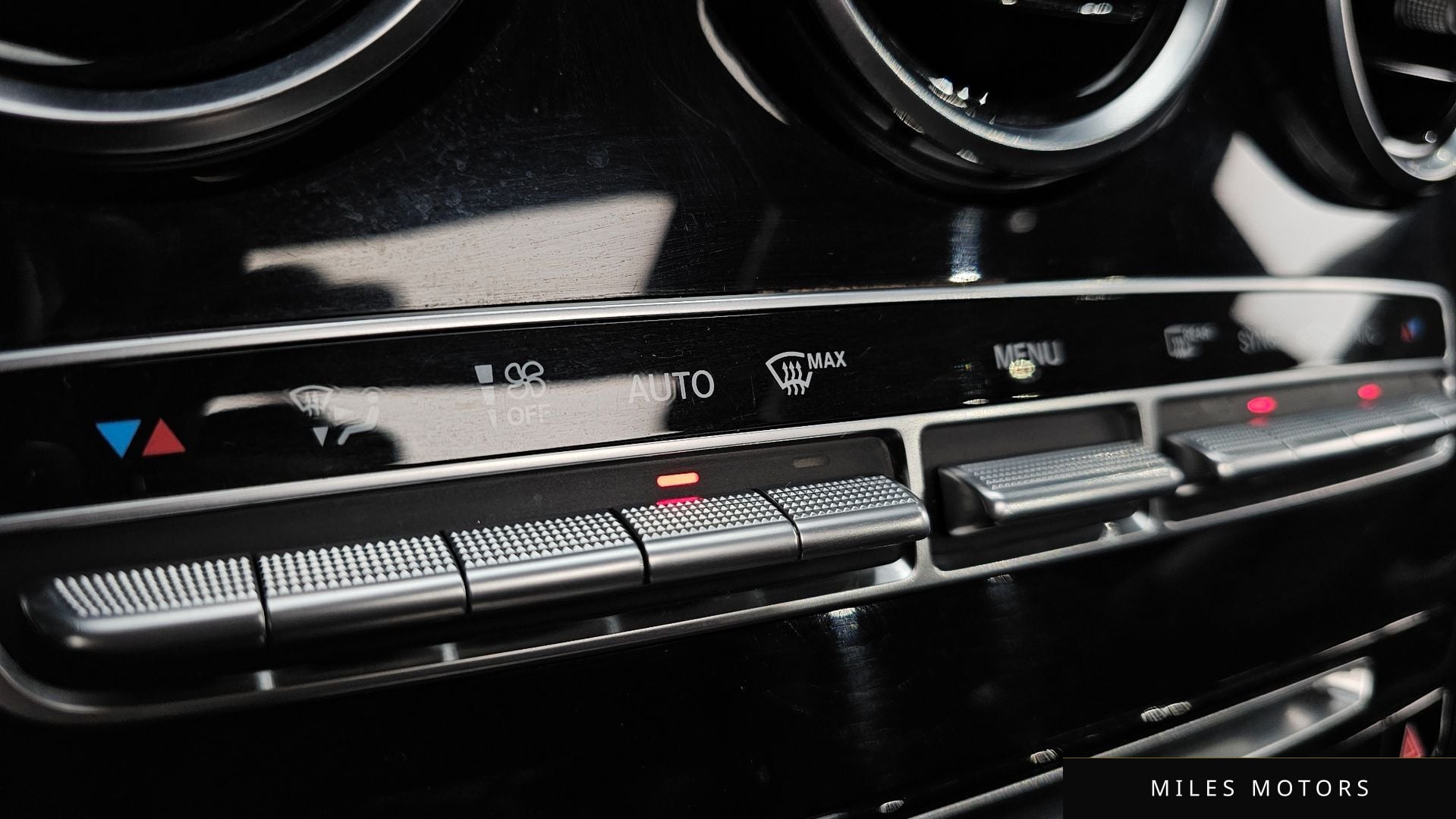 Mercedes-Benz C-Class W205 2018 — миниатюра 23
