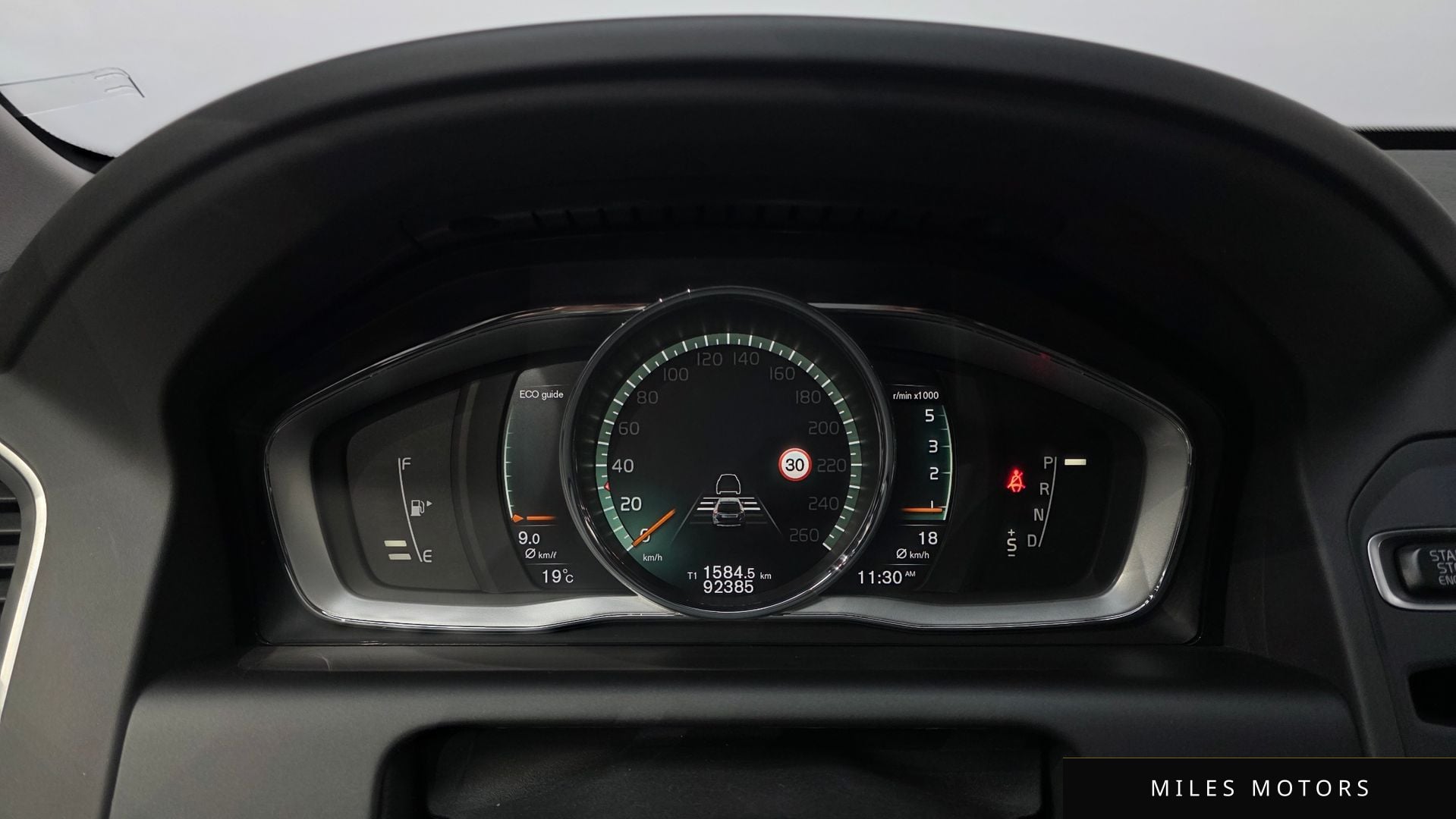 Volvo XC60 2017 — миниатюра 8