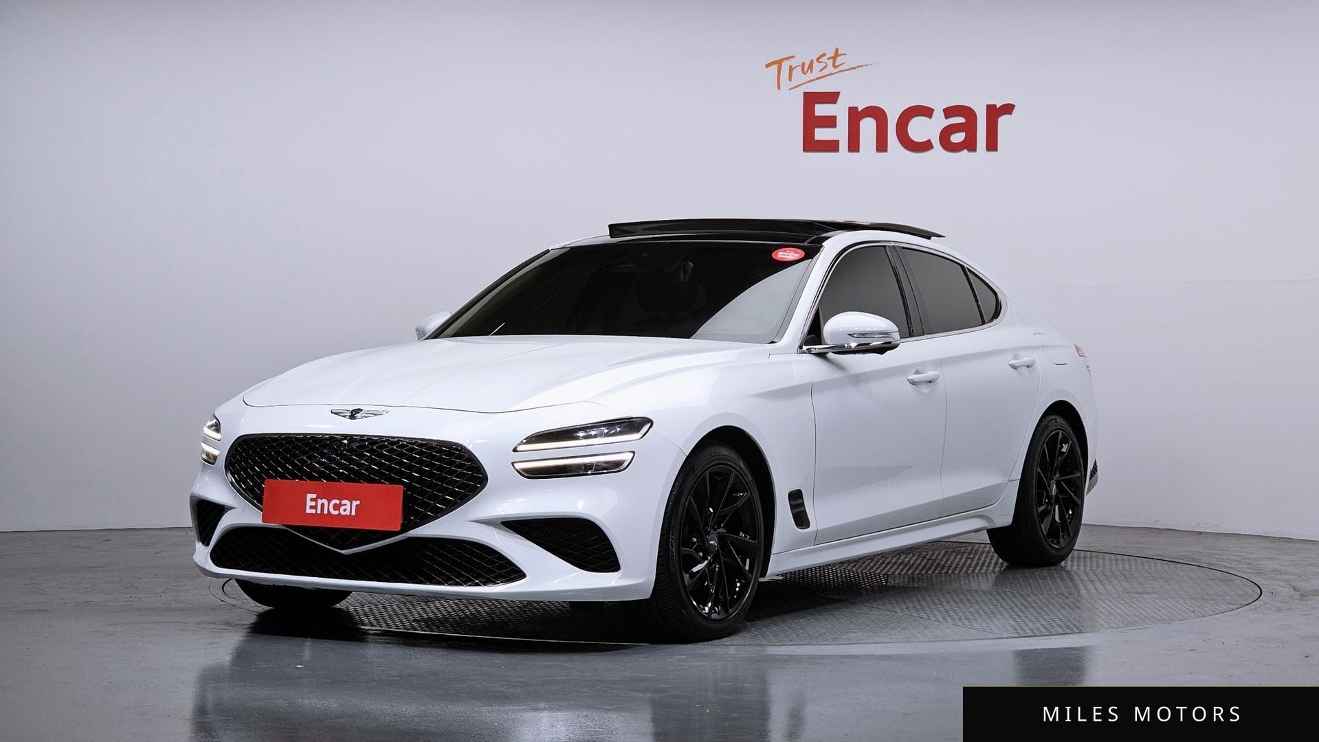 Genesis G70 2022 — фото 1 из 12