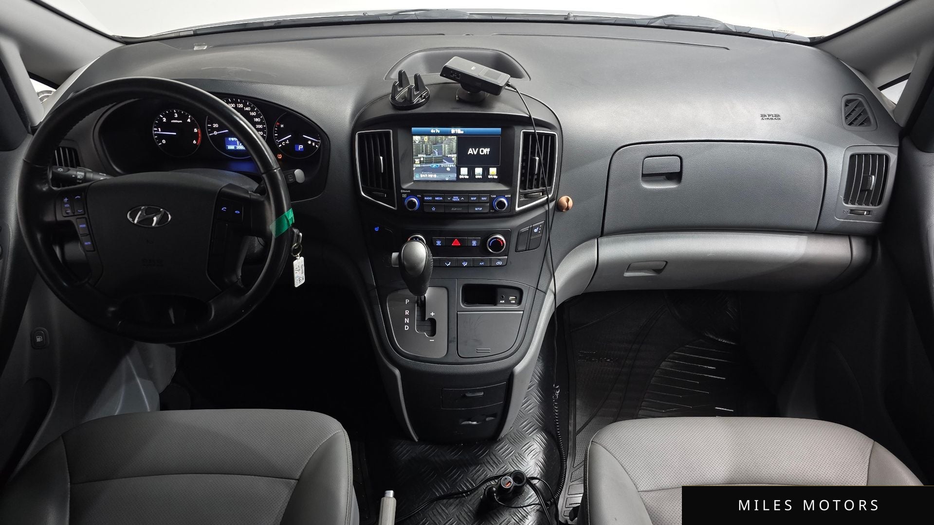 Hyundai Starex 2019 — миниатюра 10