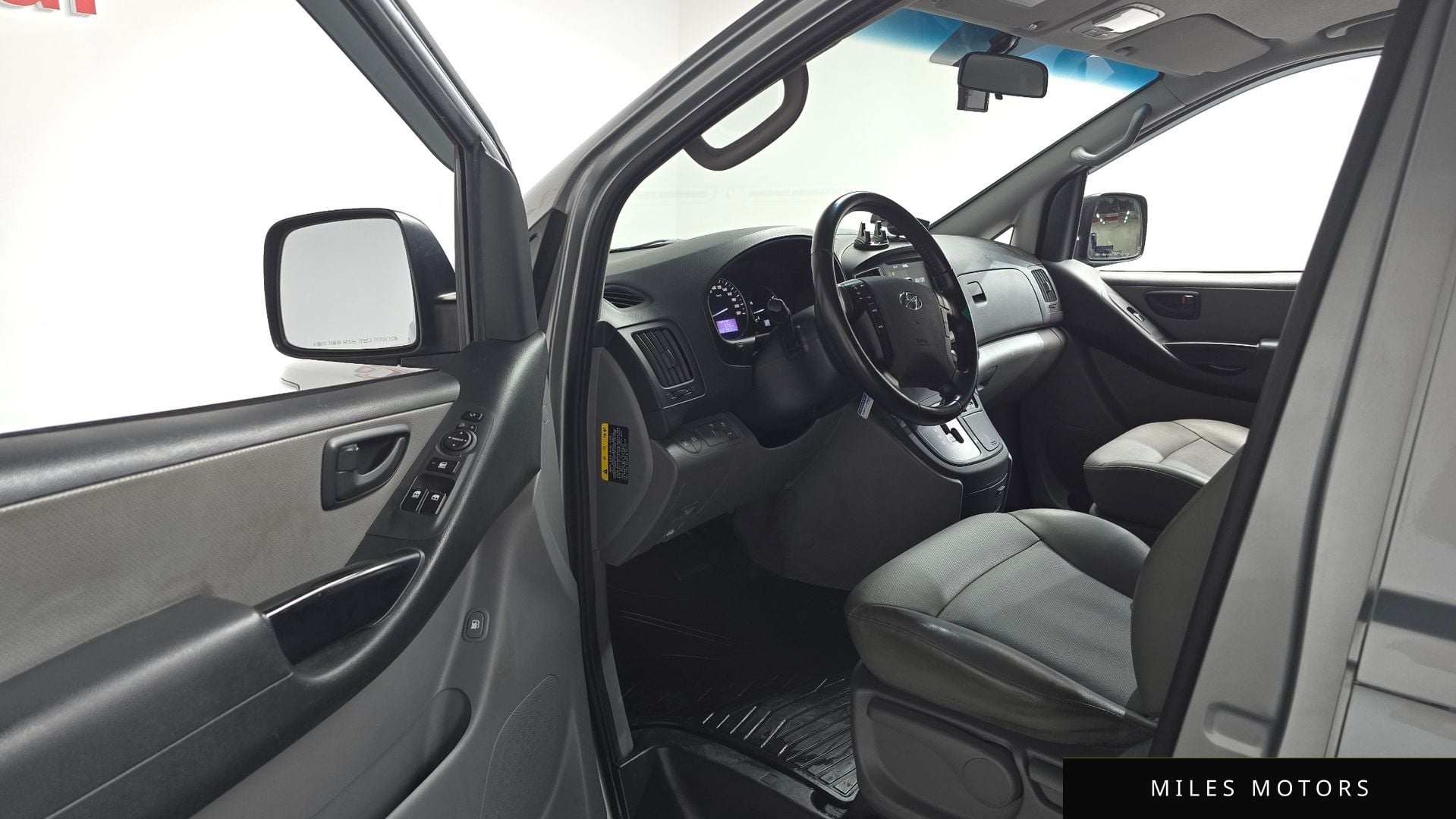Hyundai Starex 2019 — миниатюра 13