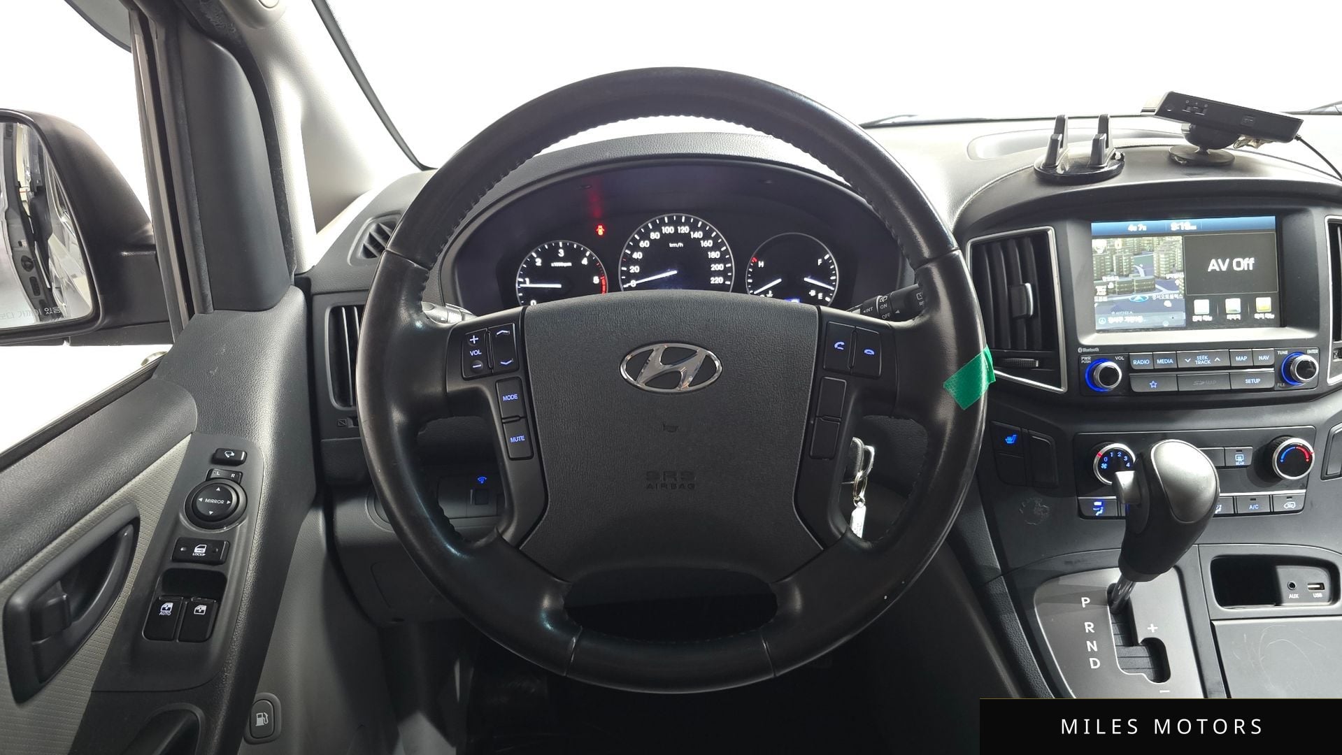 Hyundai Starex 2019 — миниатюра 18