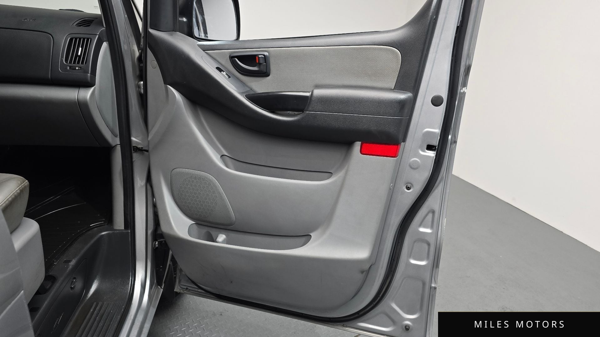 Hyundai Starex 2019 — миниатюра 14