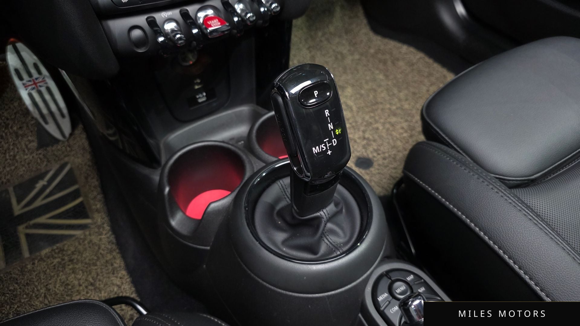 MINI 쿠퍼 S 2021 — миниатюра 8