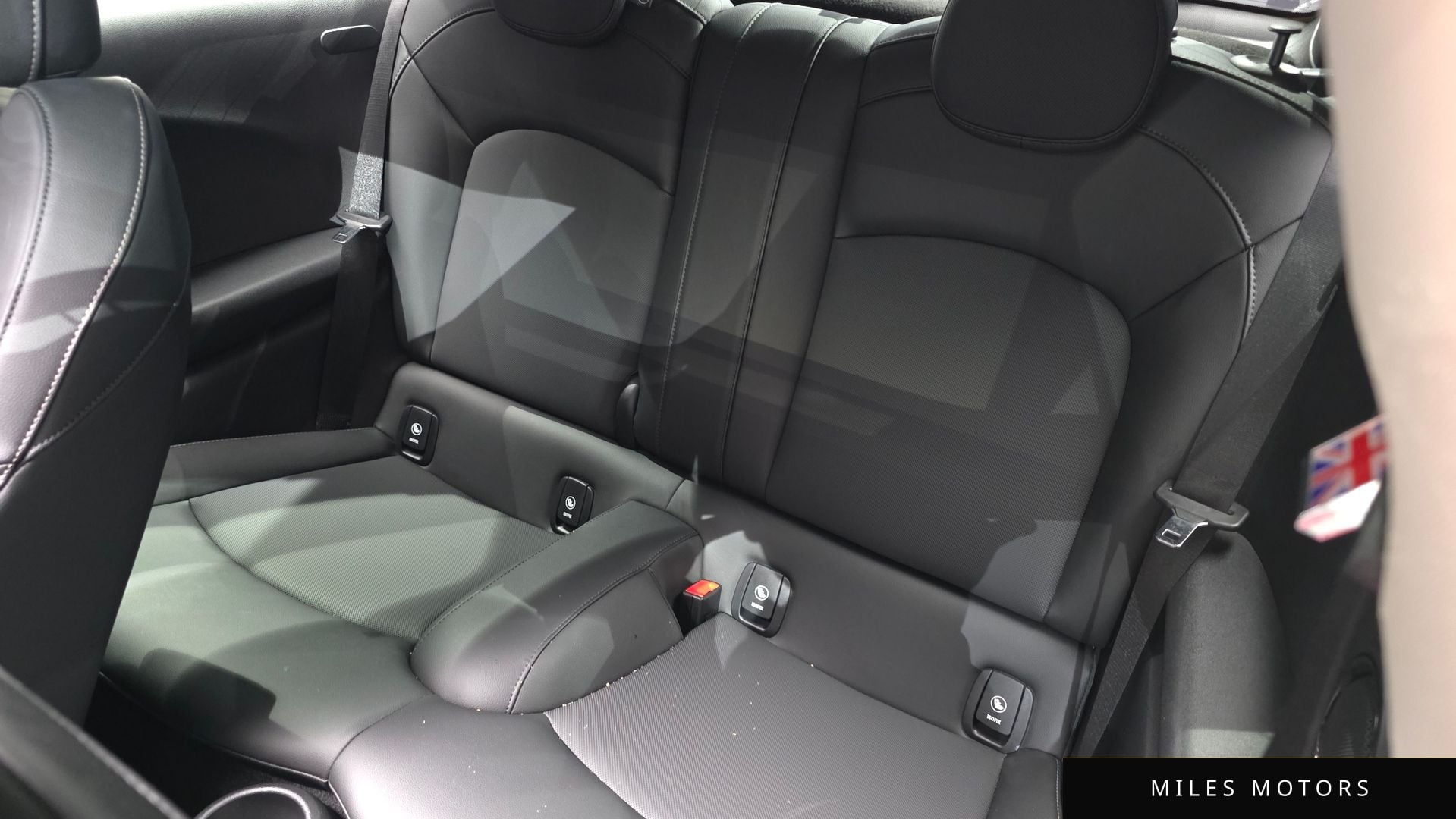 MINI 쿠퍼 S 2021 — миниатюра 11