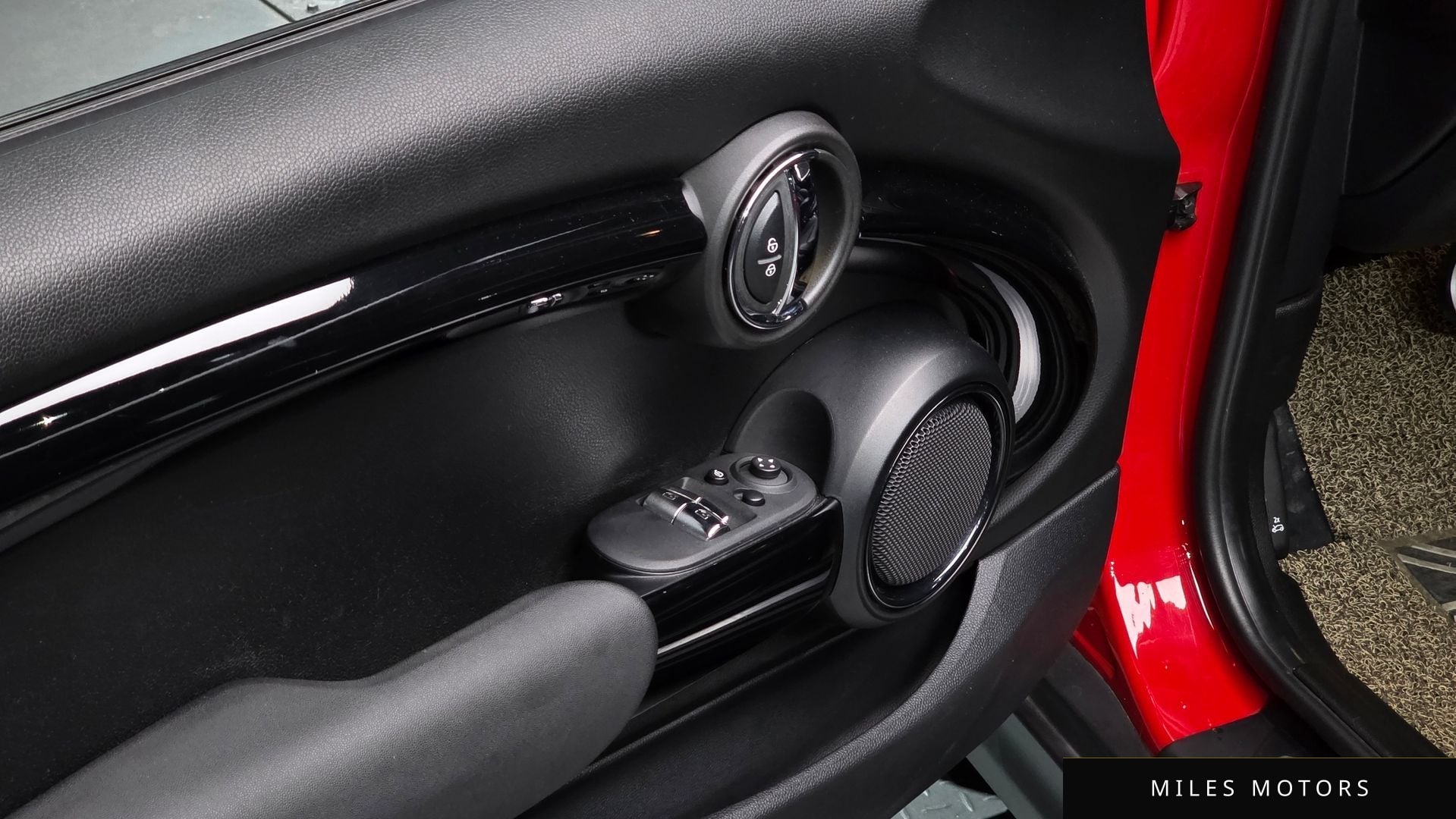 MINI 쿠퍼 S 2021 — миниатюра 16