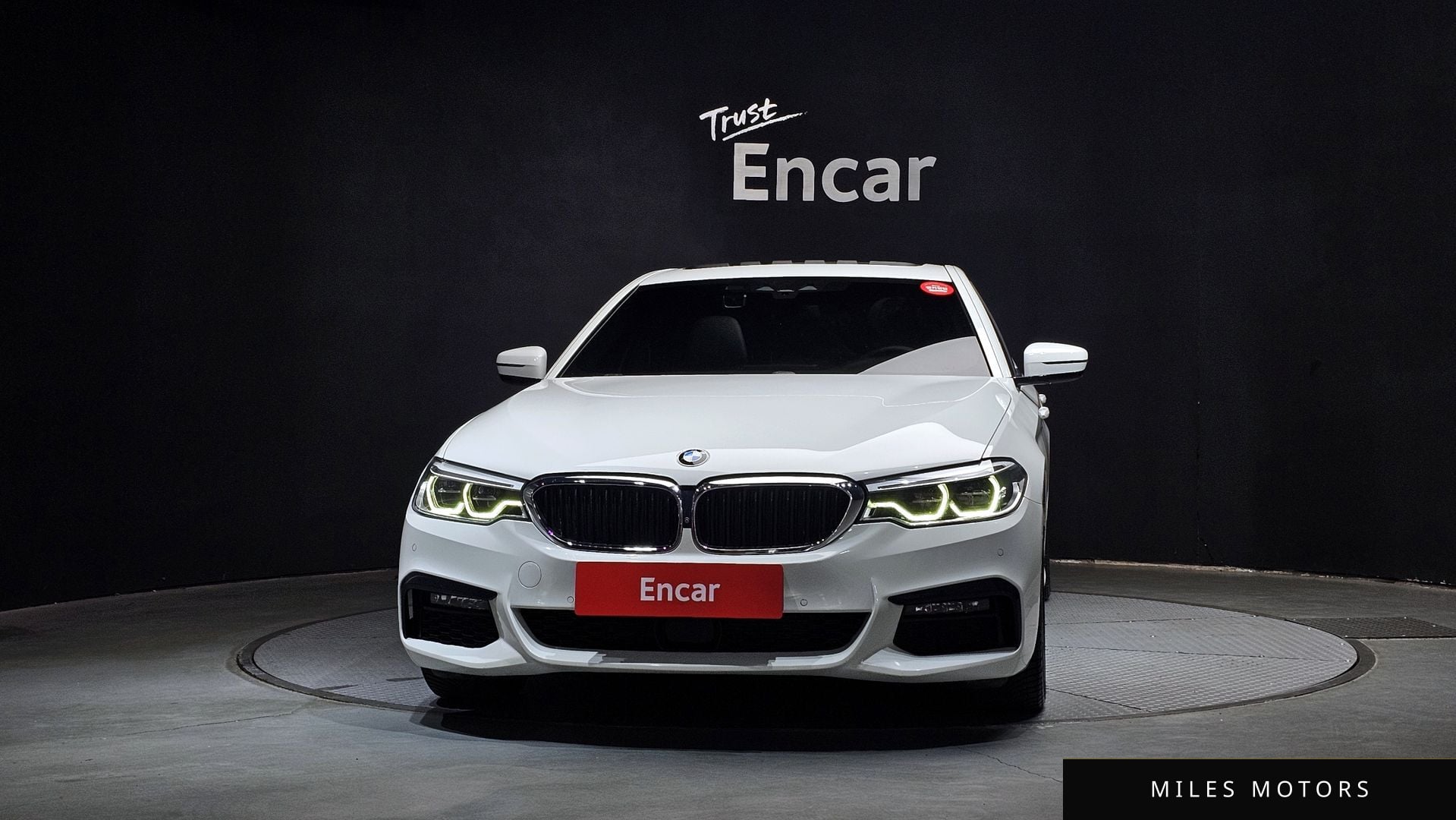 BMW 5 Series (G30) 2020 — миниатюра 3