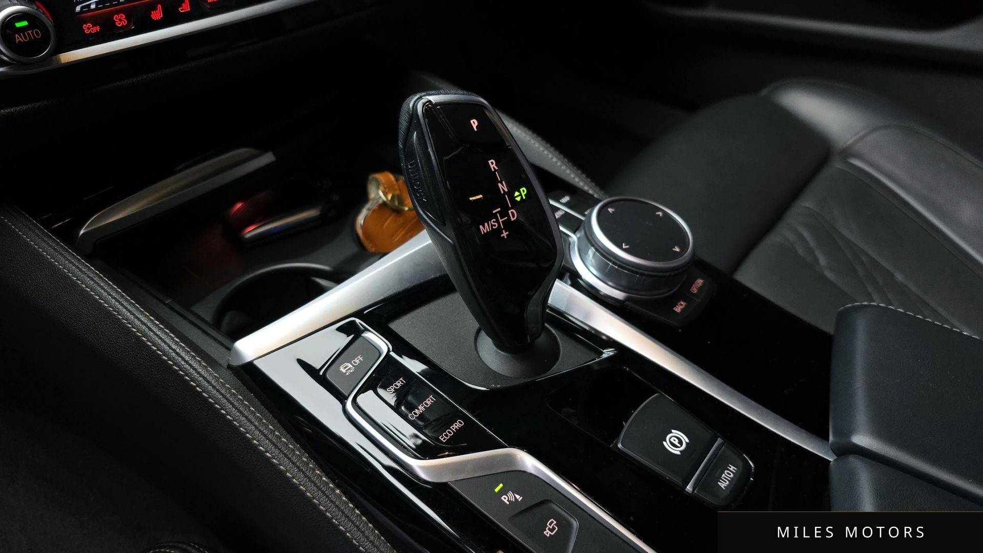 BMW 5 Series (G30) 2020 — миниатюра 12