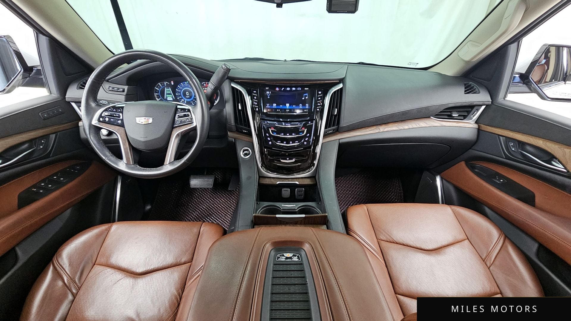 Cadillac Escalade 2020 — миниатюра 10