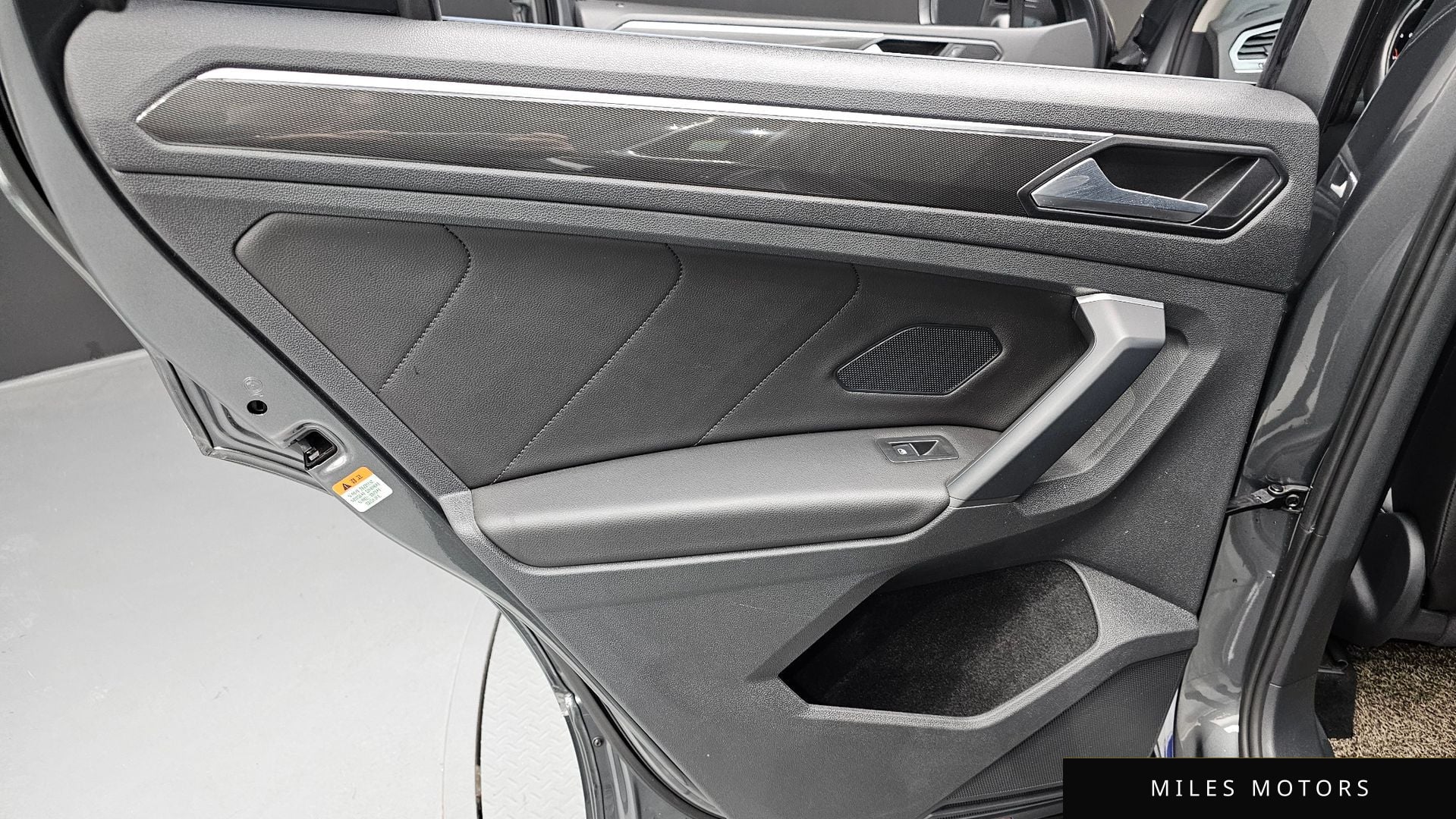 Volkswagen Tiguan 2020 — миниатюра 15