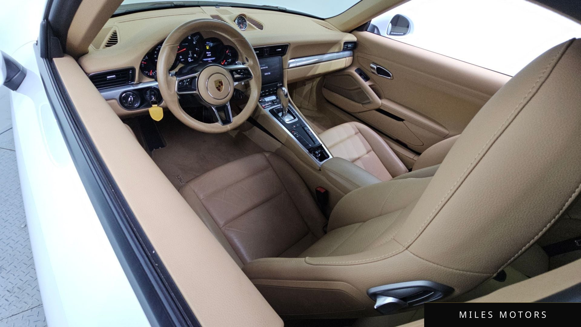 Porsche 911 2017 — миниатюра 7