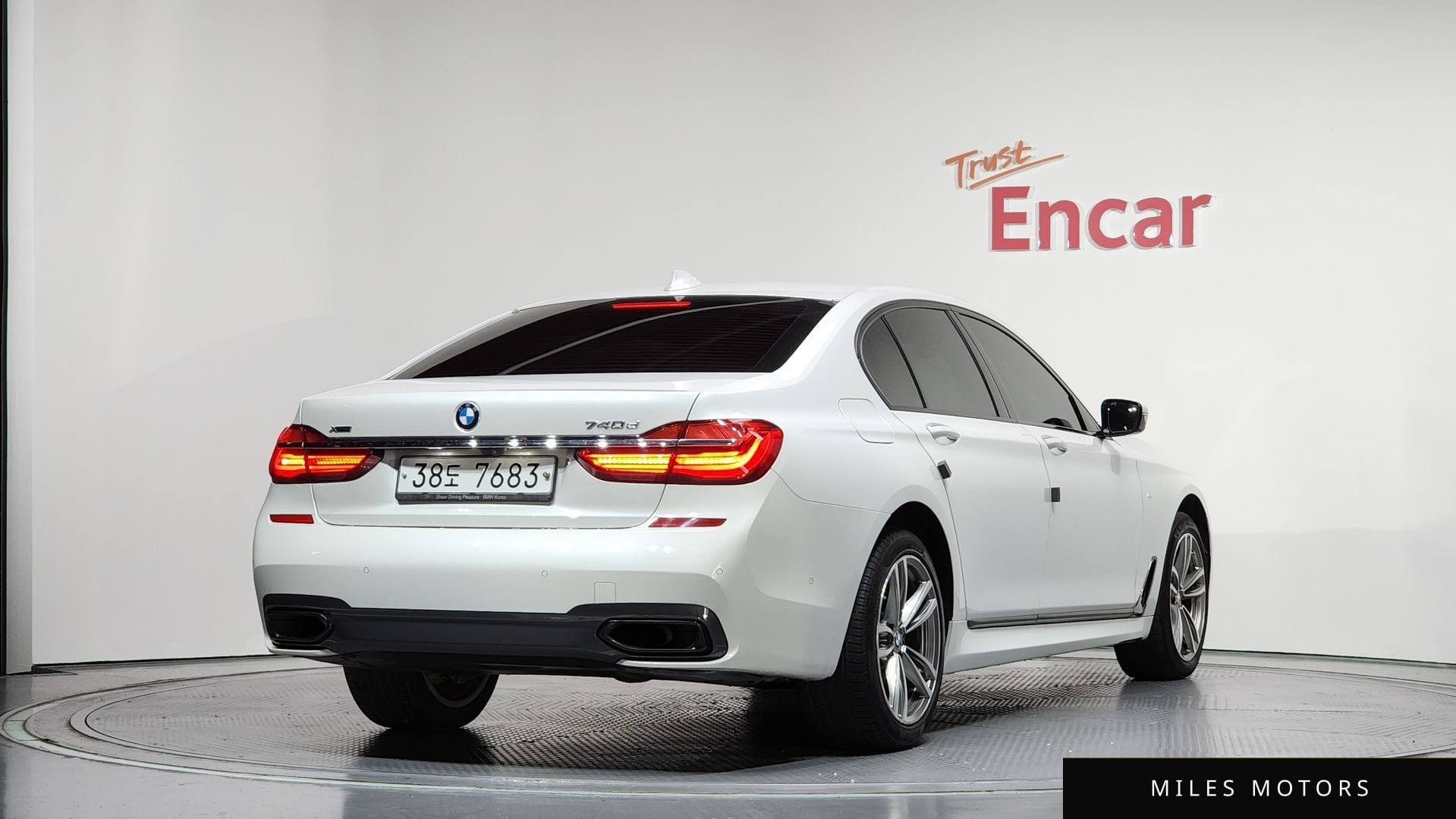 BMW 7 Series (G11) 2018 — миниатюра 2