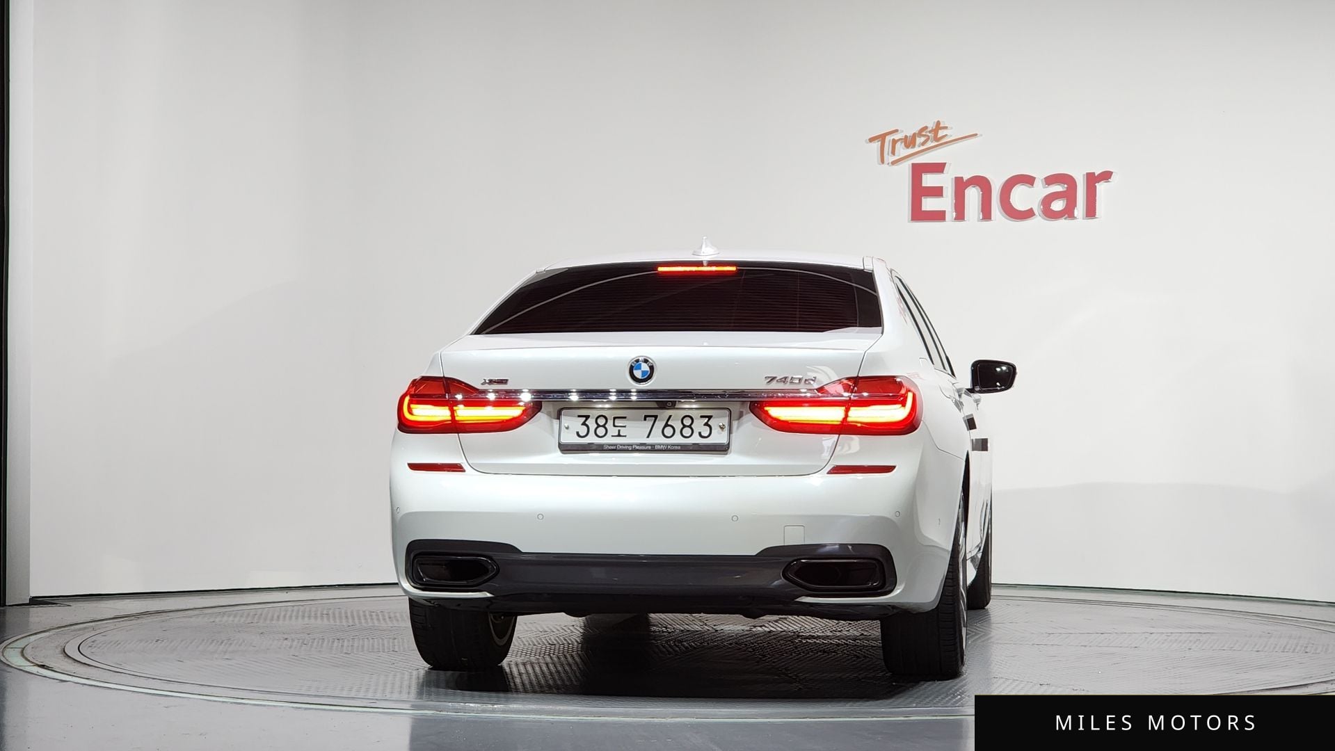 BMW 7 Series (G11) 2018 — миниатюра 4