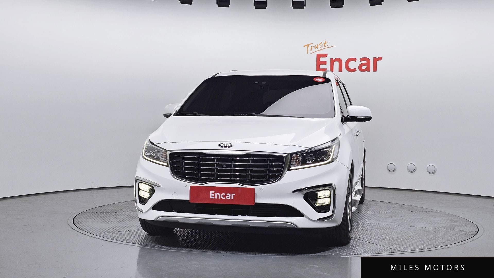 Kia Canival 2019 — миниатюра 3