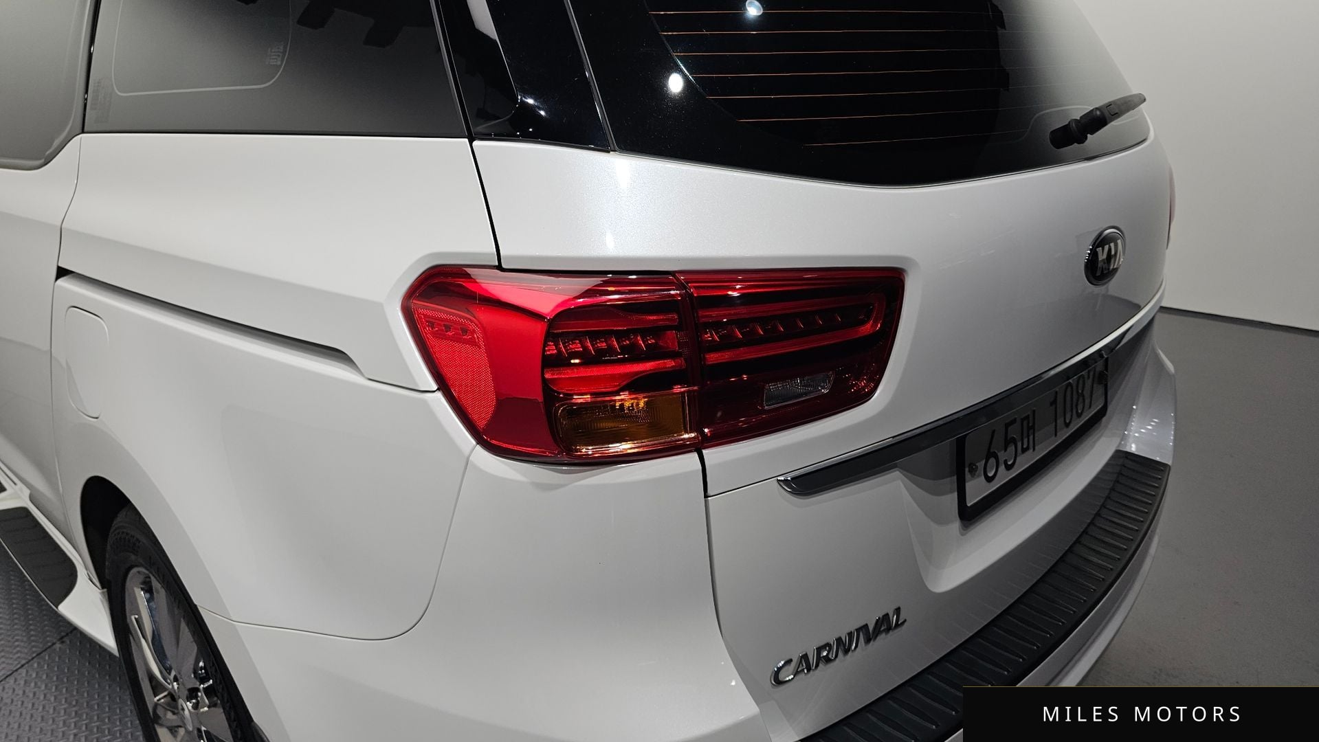 Kia Canival 2019 — миниатюра 9