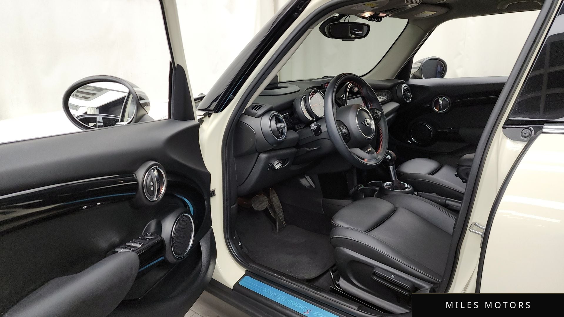 MINI Cooper S 2019 — миниатюра 12