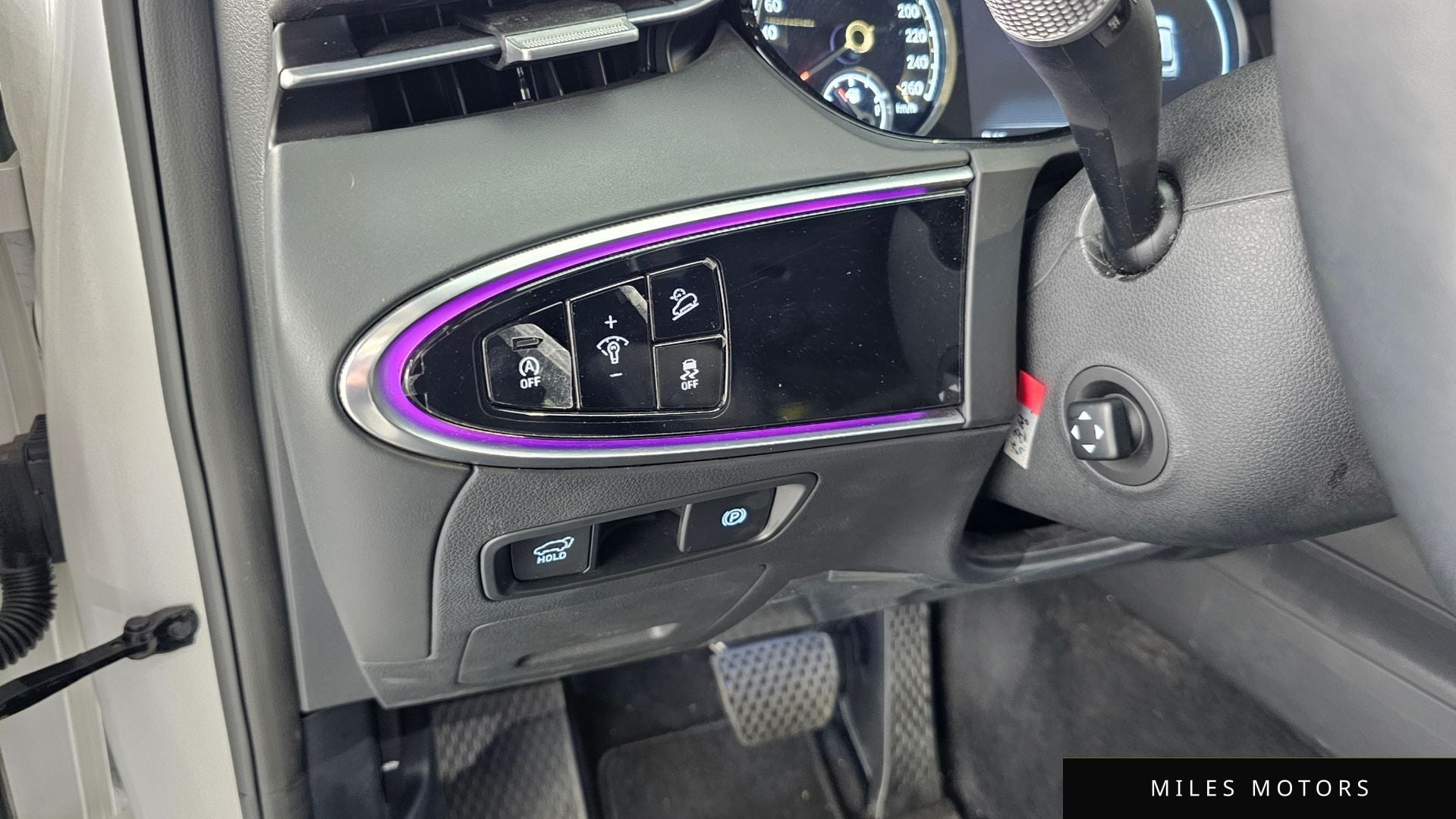 Genesis GV70 2023 — миниатюра 31
