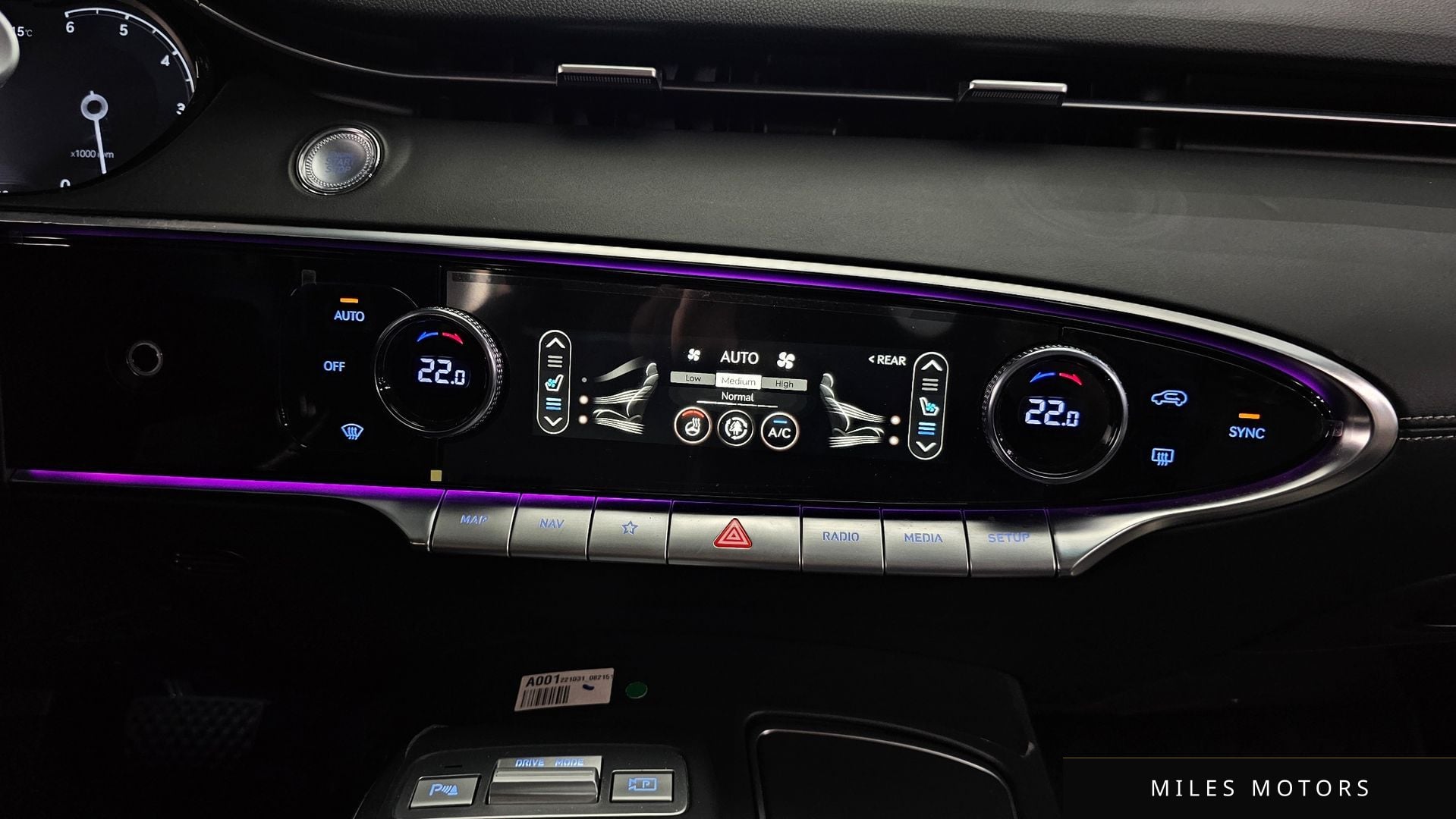 Genesis GV70 2023 — миниатюра 32
