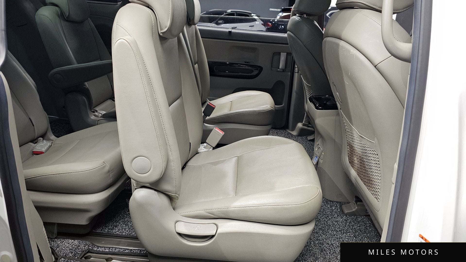 Kia Canival 2017 — миниатюра 11