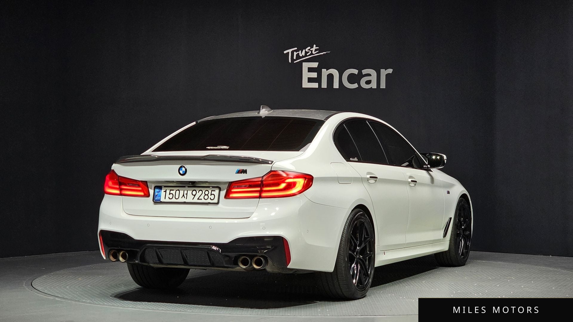 BMW 5 Series (G30) 2017 — миниатюра 2