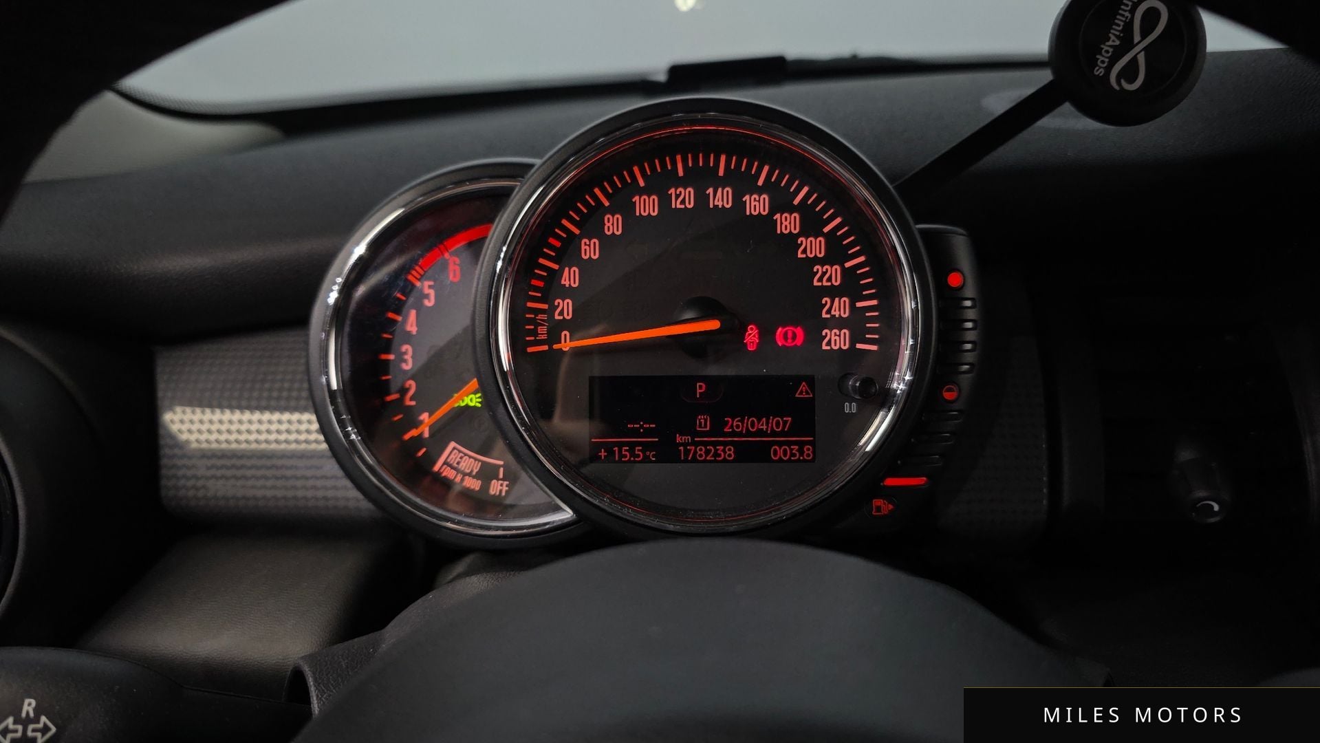 MINI Cooper D 2015 — миниатюра 8