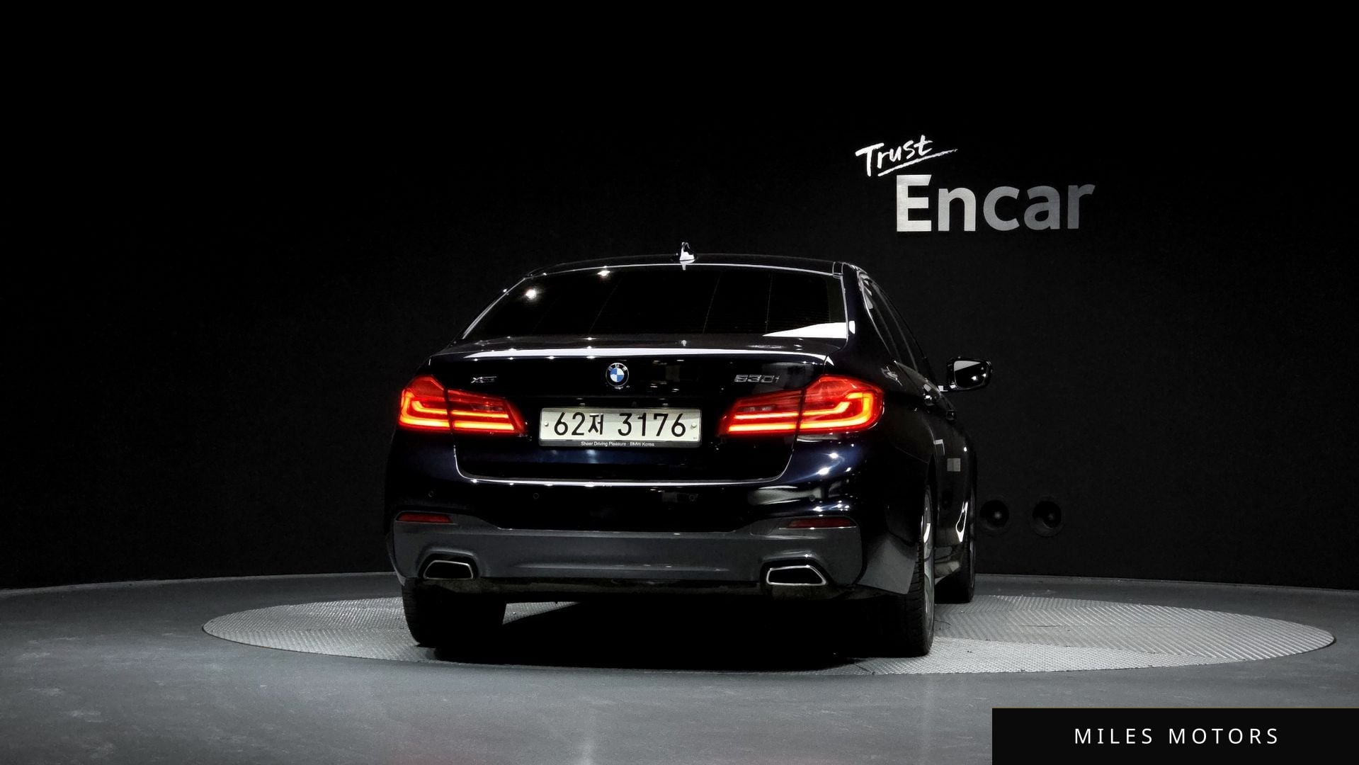BMW 5 Series (G30) 2018 — миниатюра 4