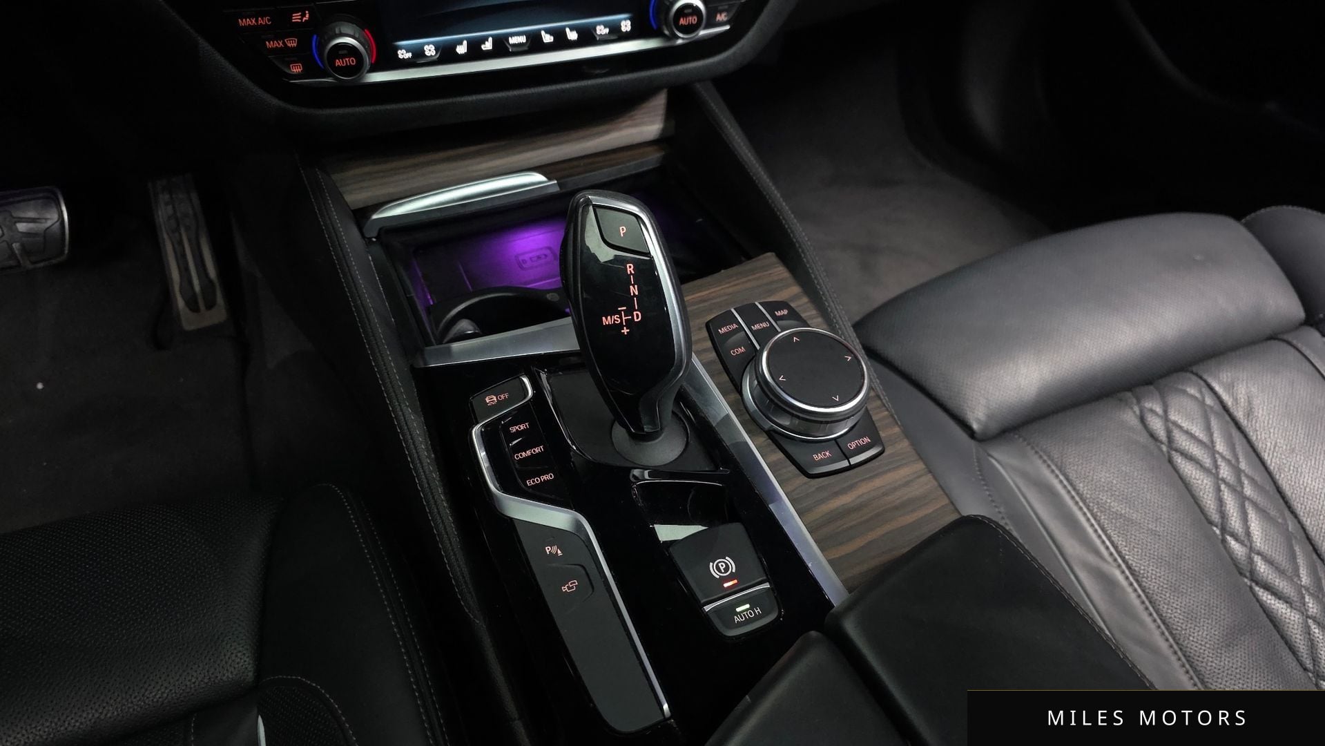 BMW 5 Series (G30) 2018 — миниатюра 12