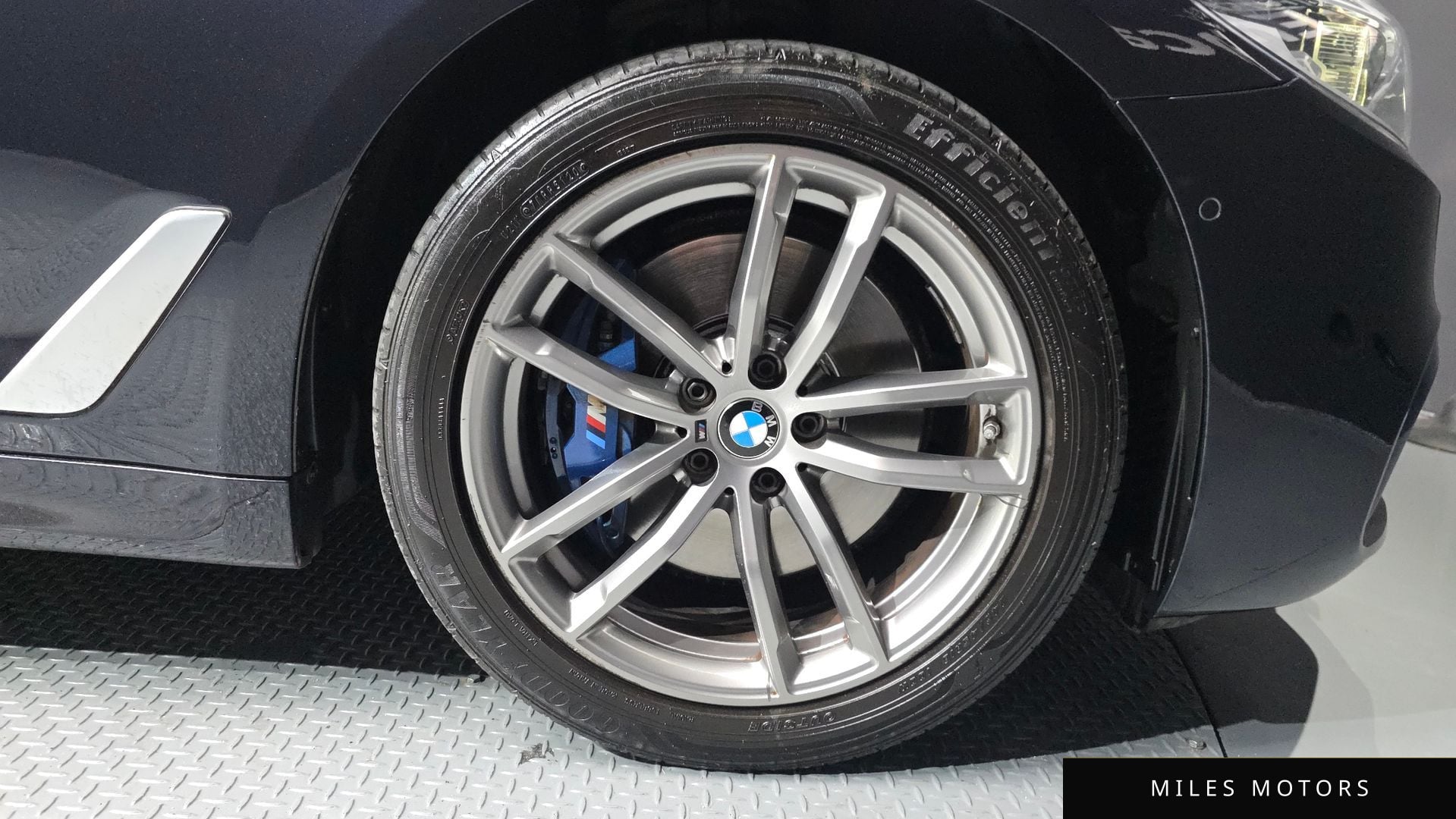BMW 5 Series (G30) 2018 — миниатюра 7