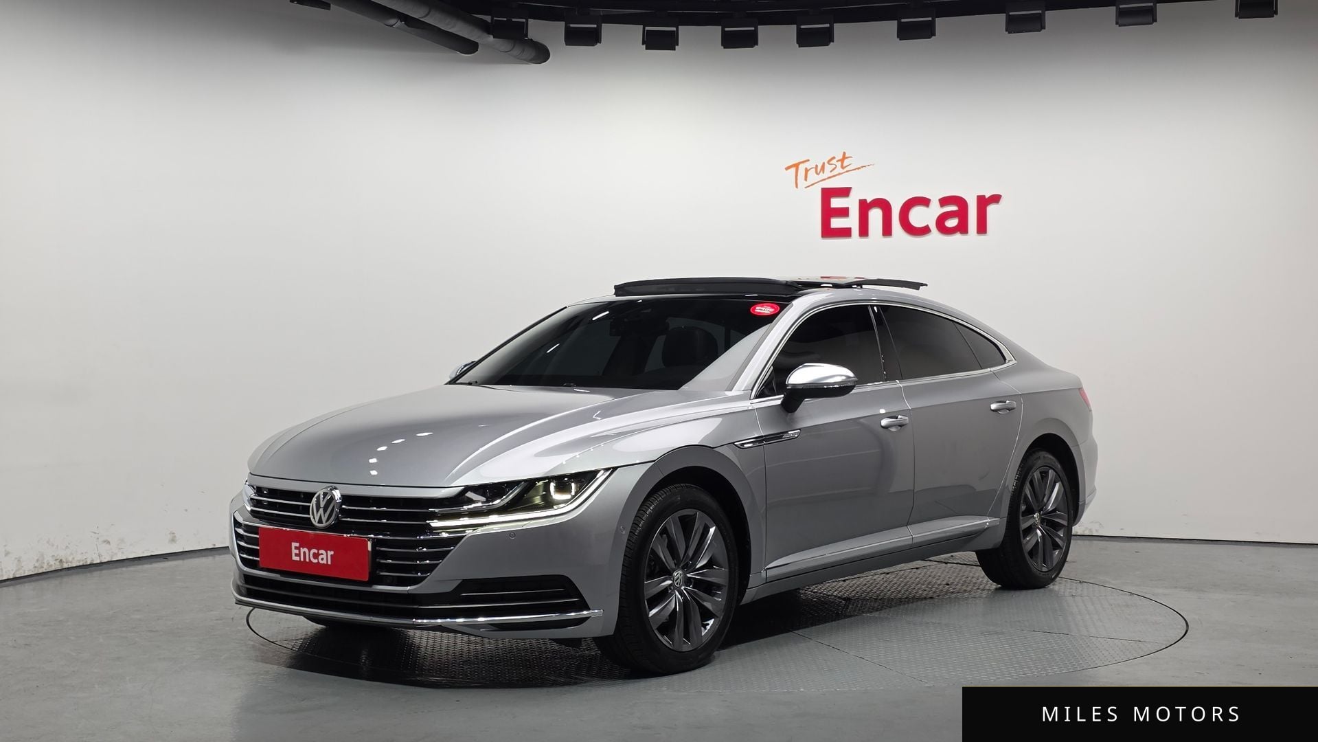 Volkswagen Arteon 2020 — фото 1 из 12