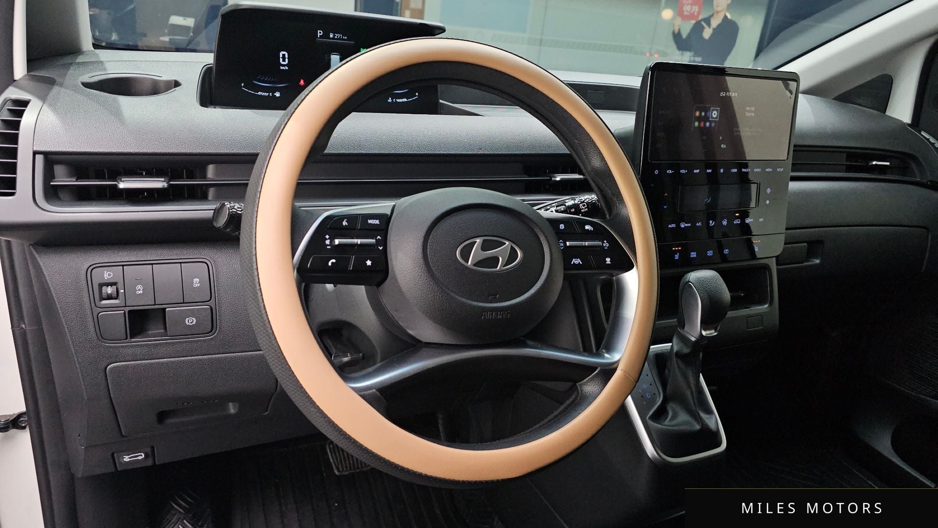 Hyundai Staria 2025 — миниатюра 23