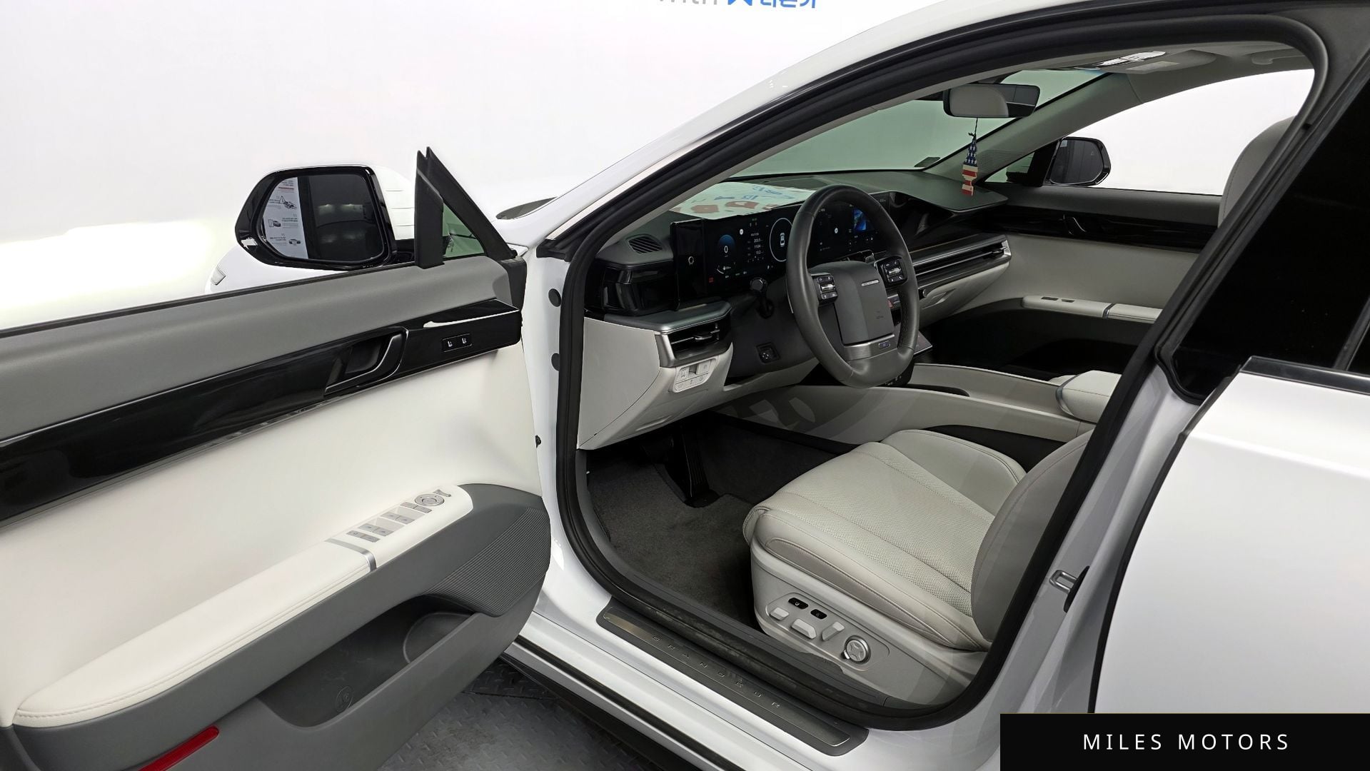 Hyundai Grandeur 2023 — миниатюра 10