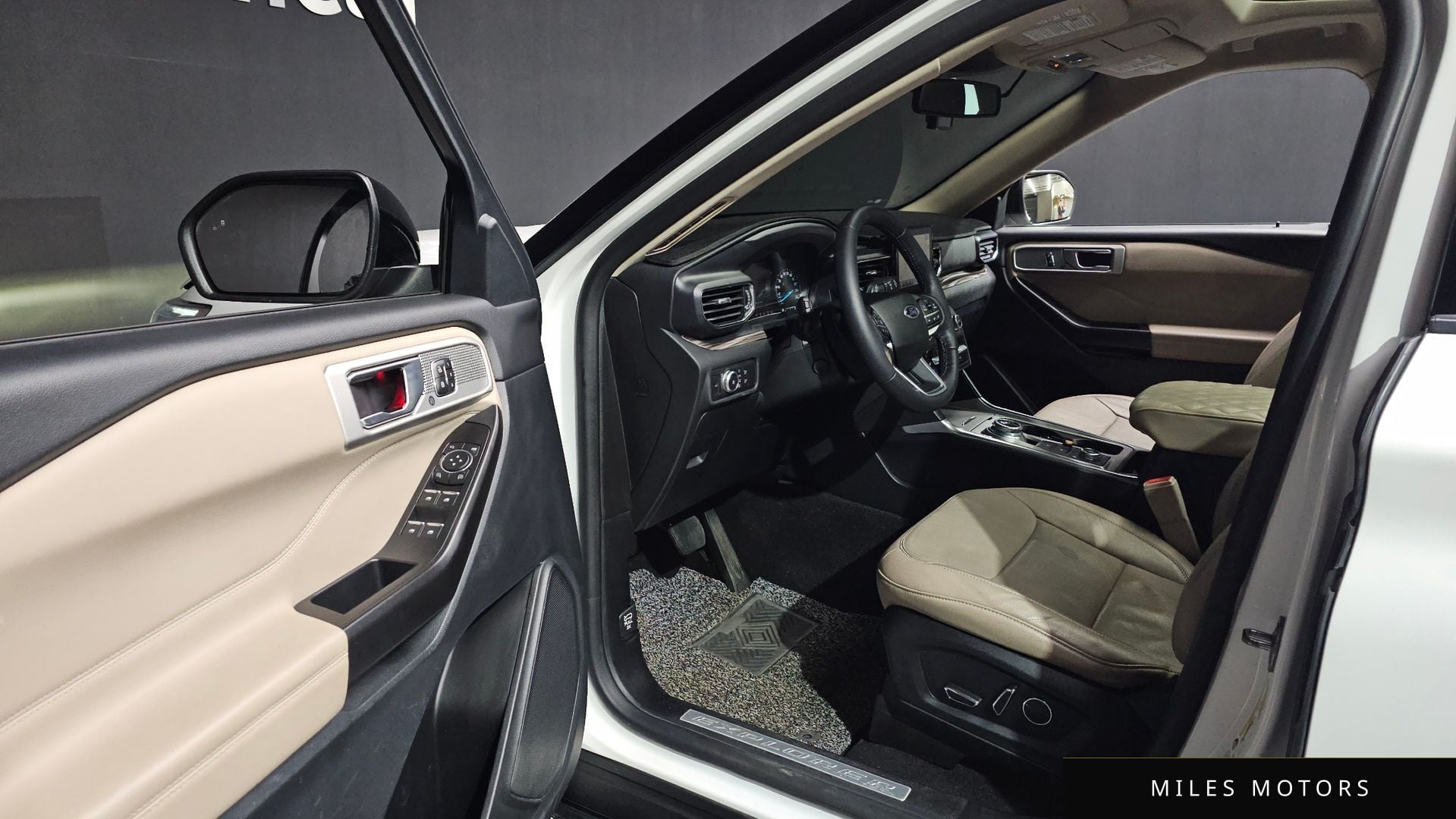 Ford Explorer 2020 — миниатюра 10