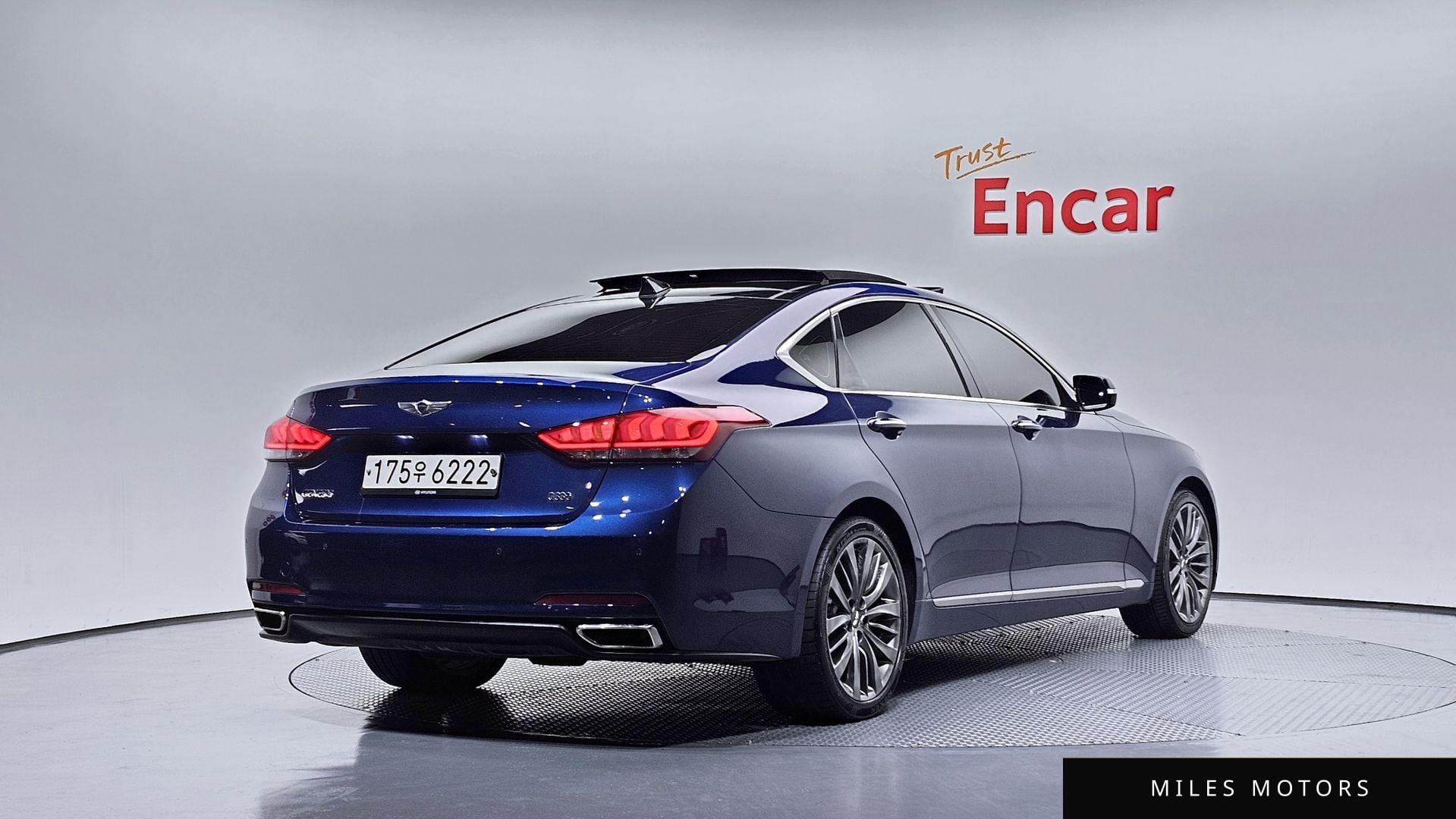 Hyundai Genesis 2015 — миниатюра 2