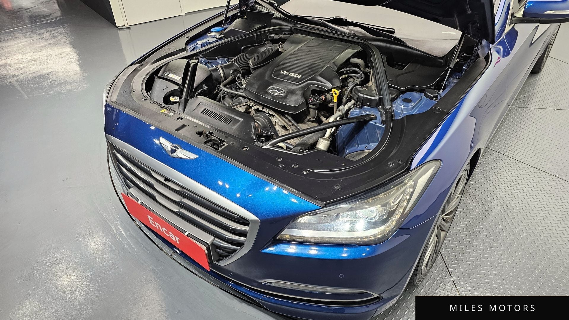 Hyundai Genesis 2015 — миниатюра 6