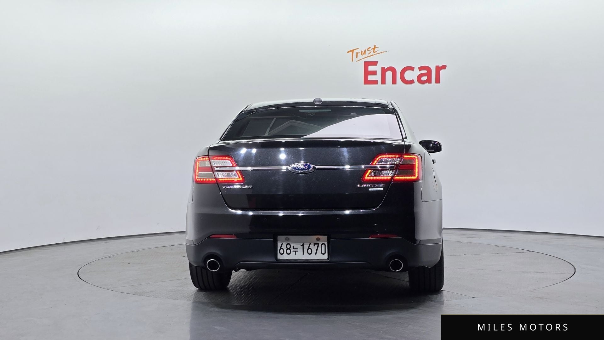 Ford Taurus 2015 — миниатюра 4