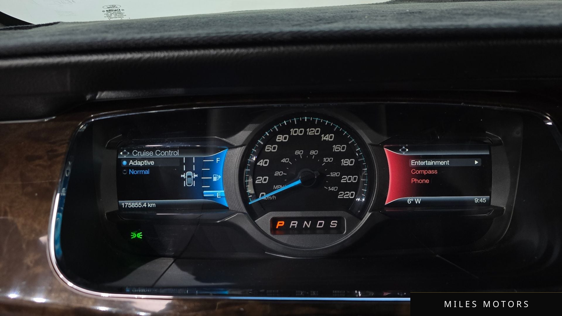 Ford Taurus 2015 — миниатюра 8