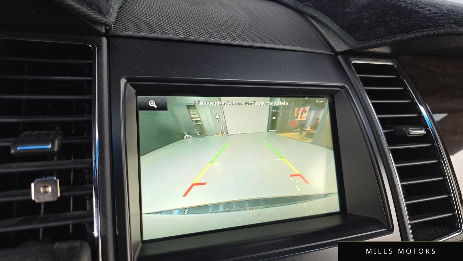 Ford Taurus 2015 — миниатюра 15