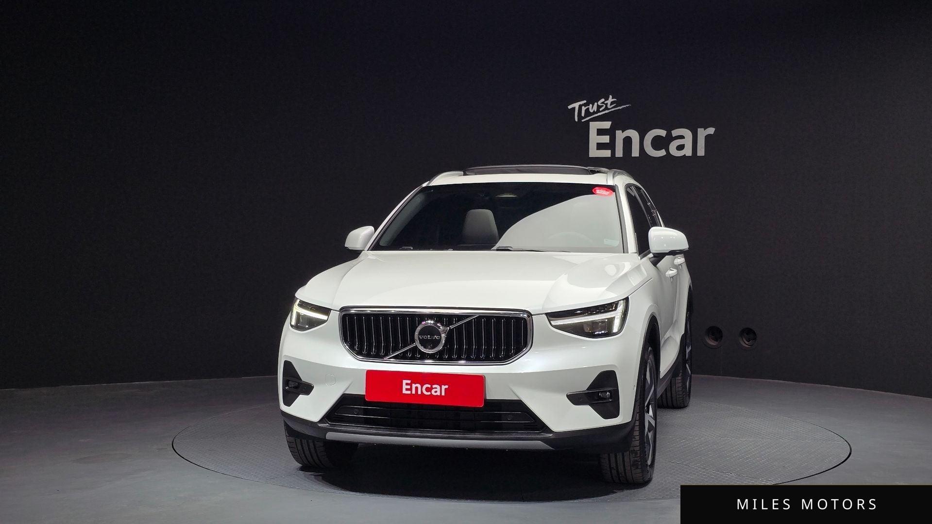 Volvo XC40 2025 — миниатюра 3