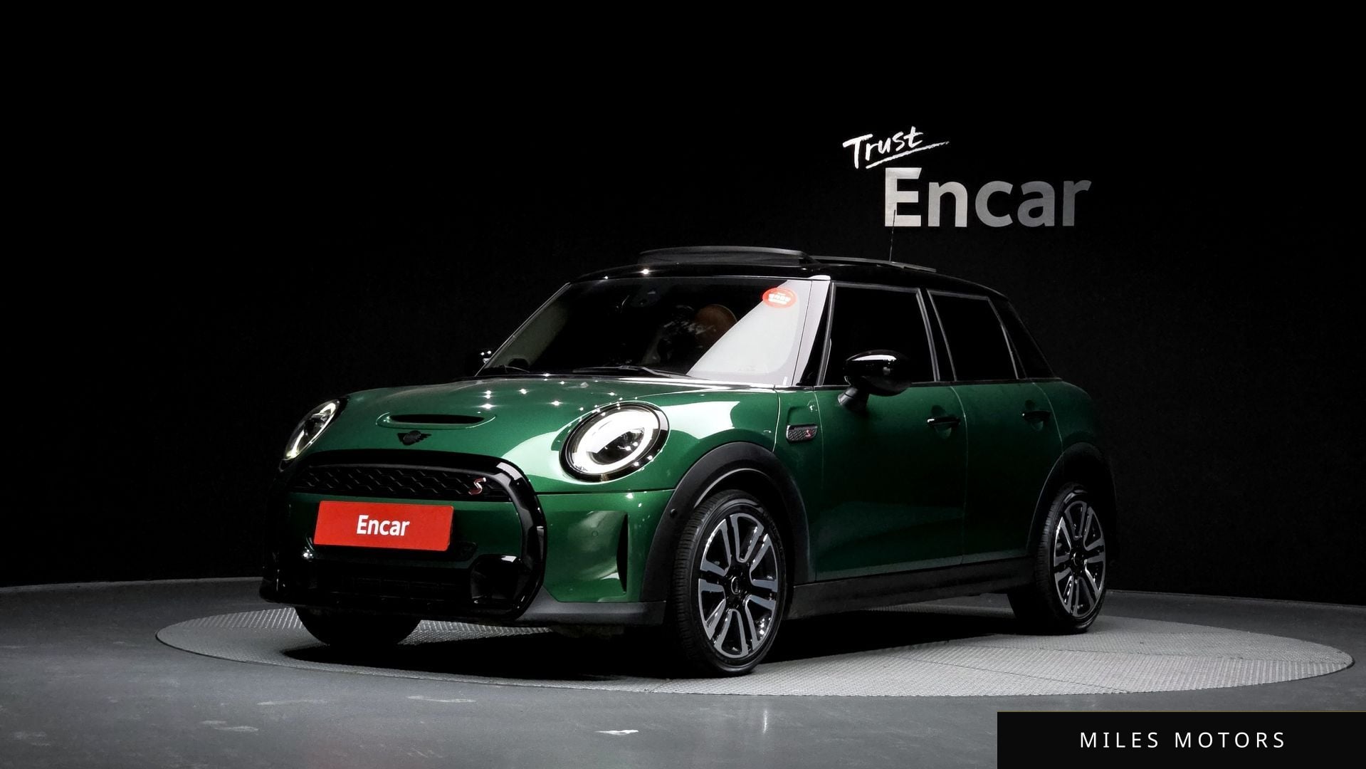 MINI Cooper S 2024 — фото 1 из 12