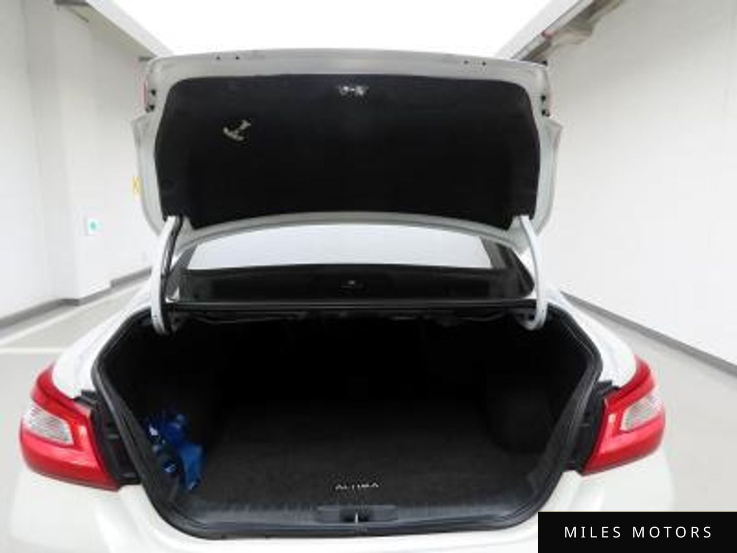 Nissan Altima 2017 — миниатюра 5