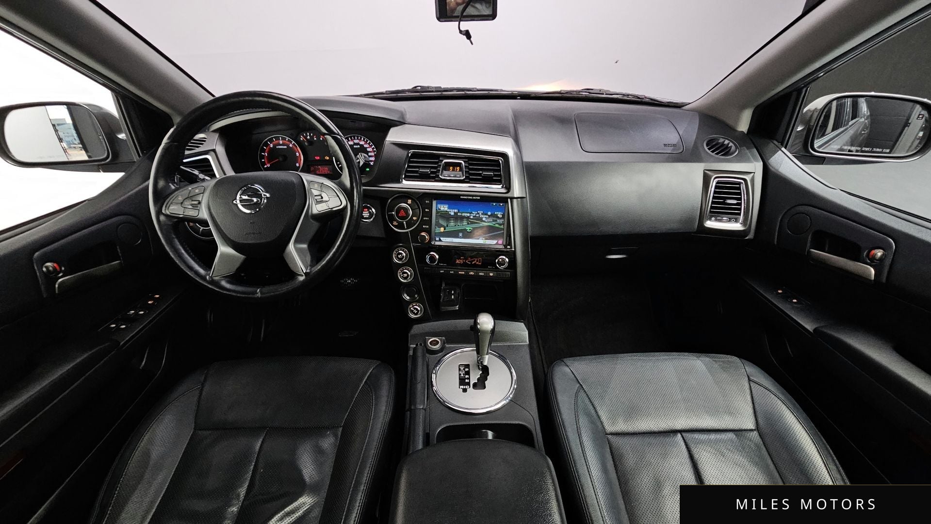 KG Mobility KORANDO 2017 — миниатюра 10