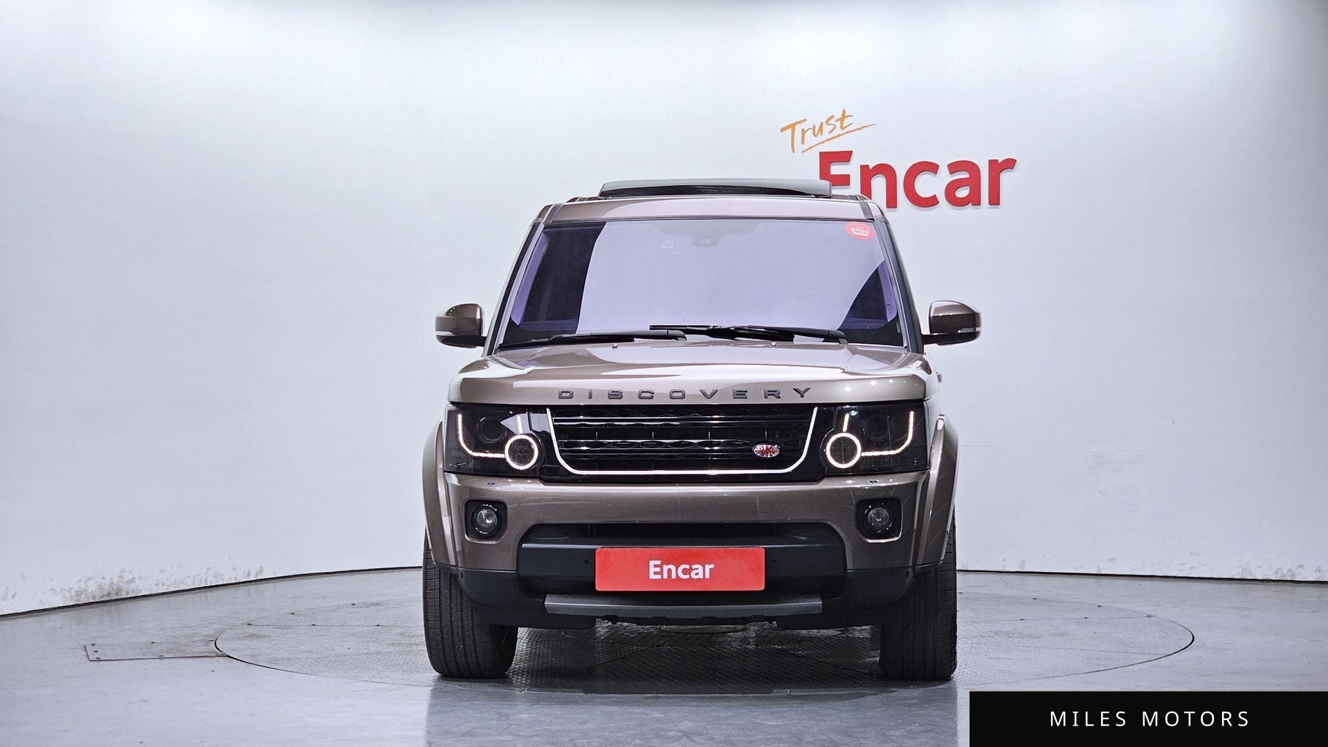 Land Rover Discovery 2014 — миниатюра 3