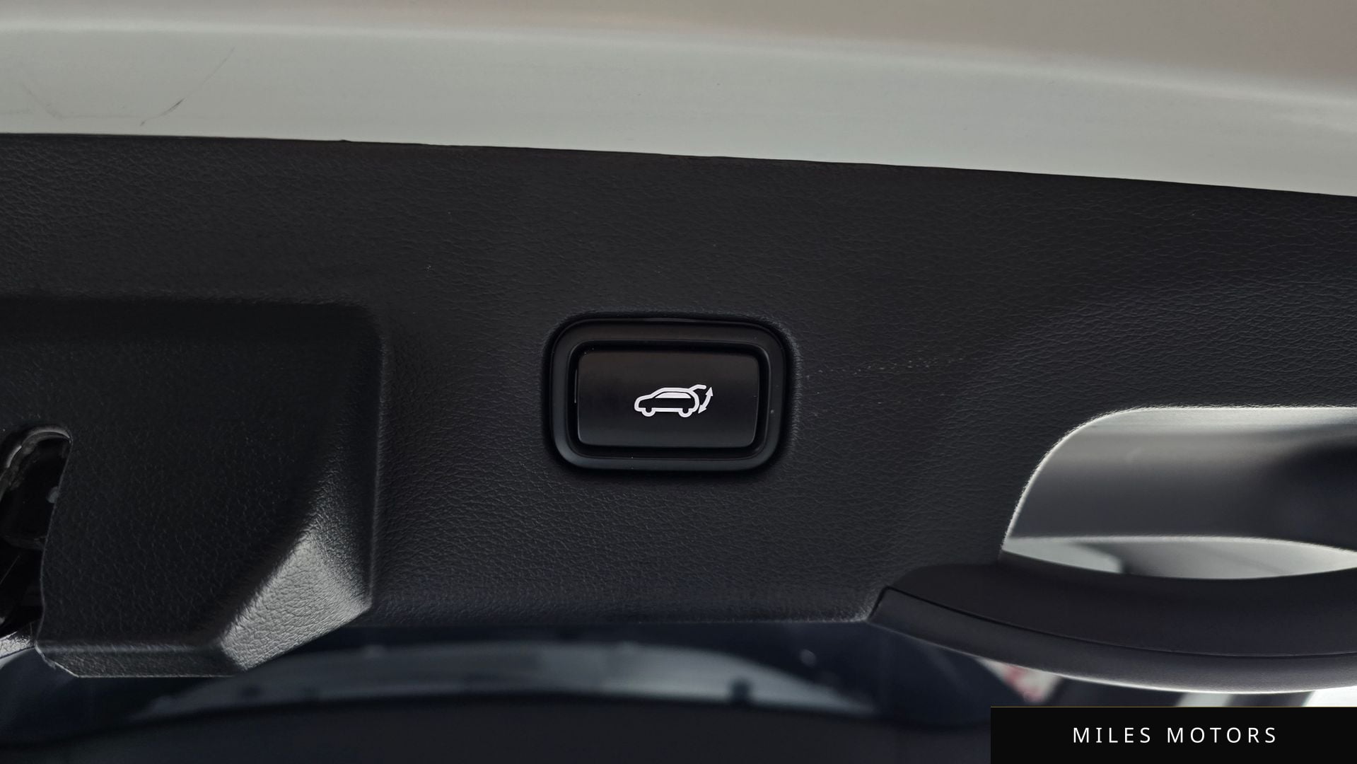 Kia Sportage 2023 — миниатюра 32