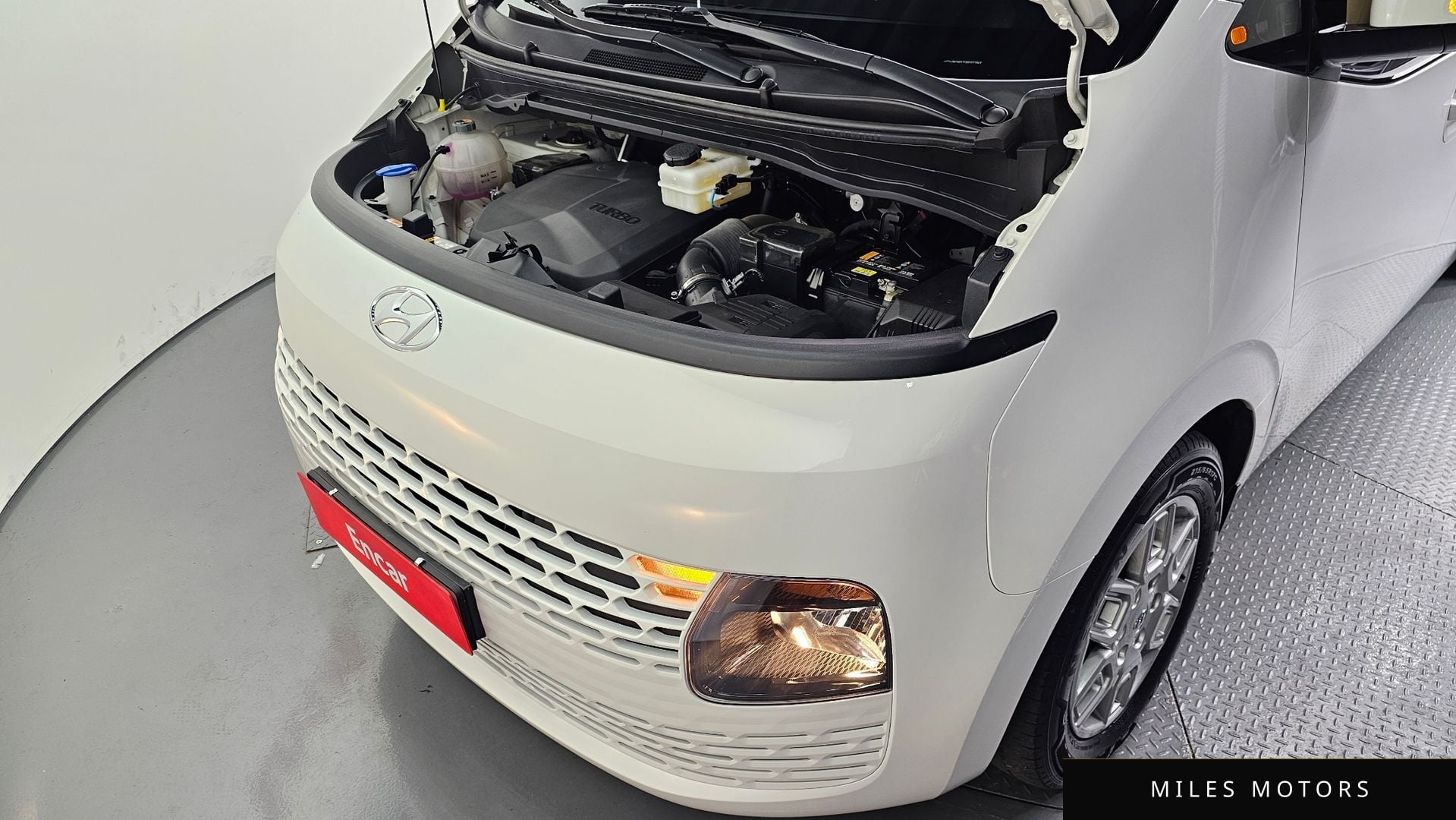 Hyundai Staria 2023 — миниатюра 6
