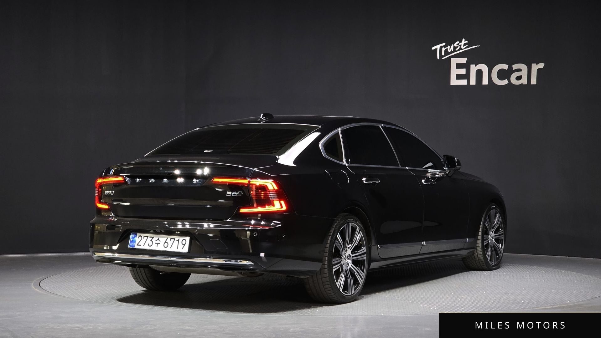 Volvo S90 2023 — миниатюра 2