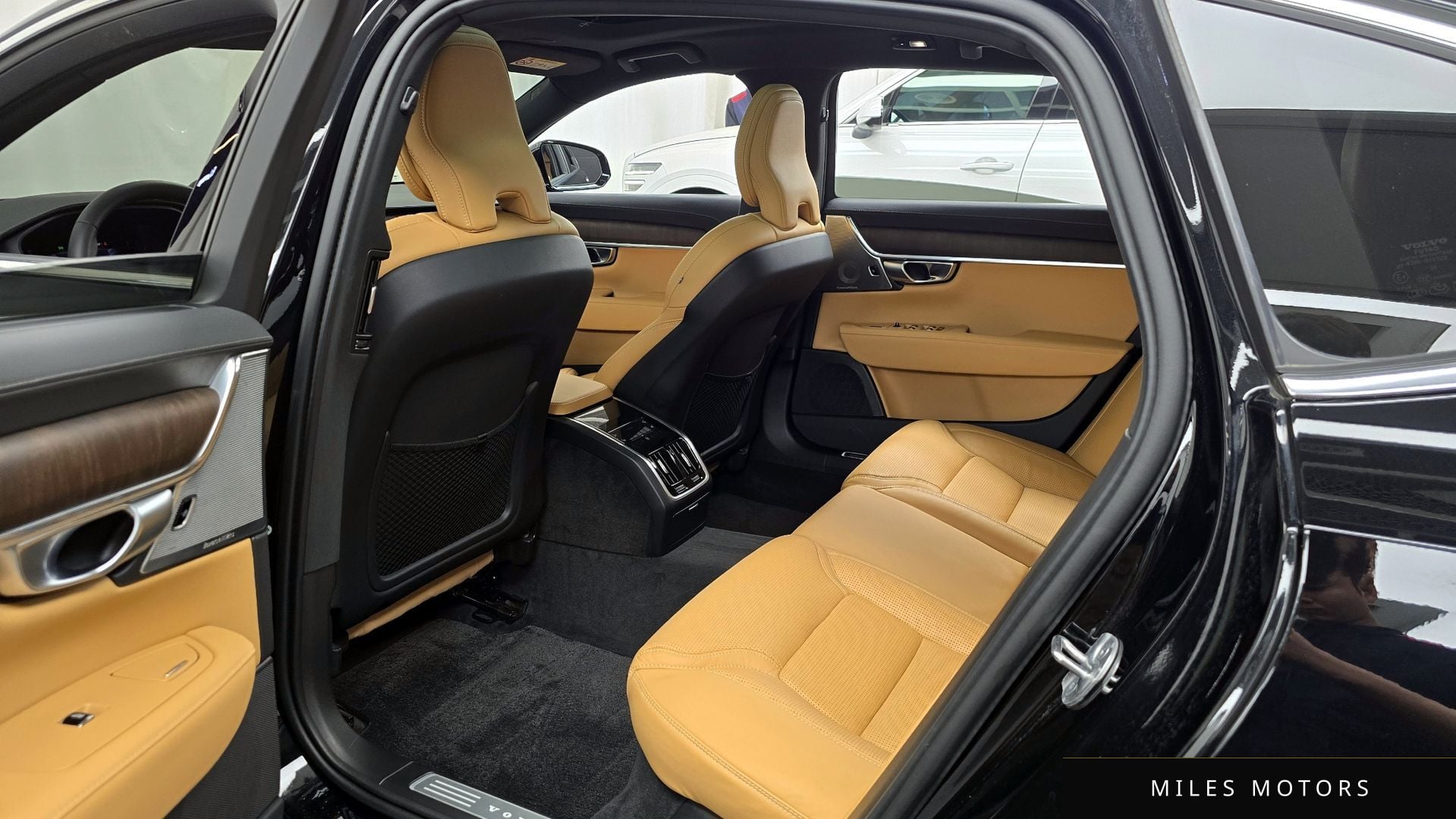 Volvo S90 2023 — миниатюра 17