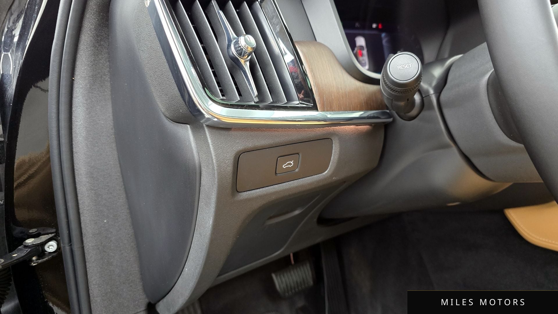 Volvo S90 2023 — миниатюра 29