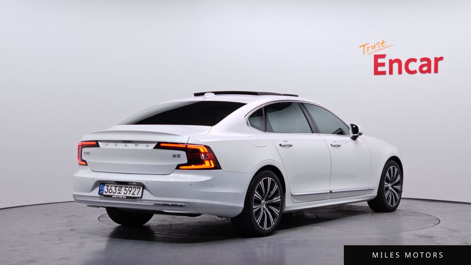 Volvo S90 2022 — миниатюра 2
