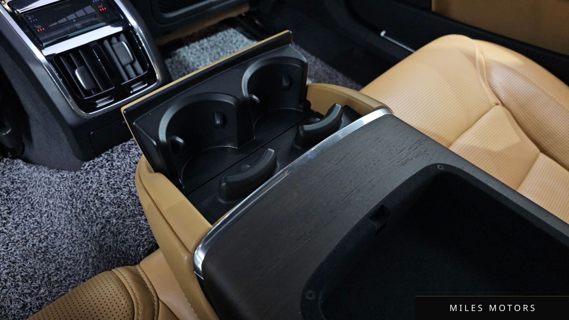 Volvo S90 2022 — миниатюра 12